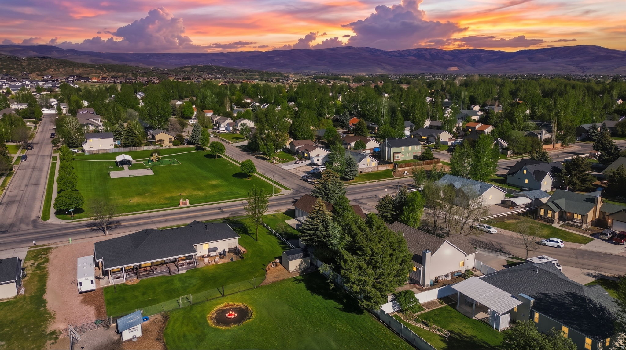 PINE MEADOWS - Residential
