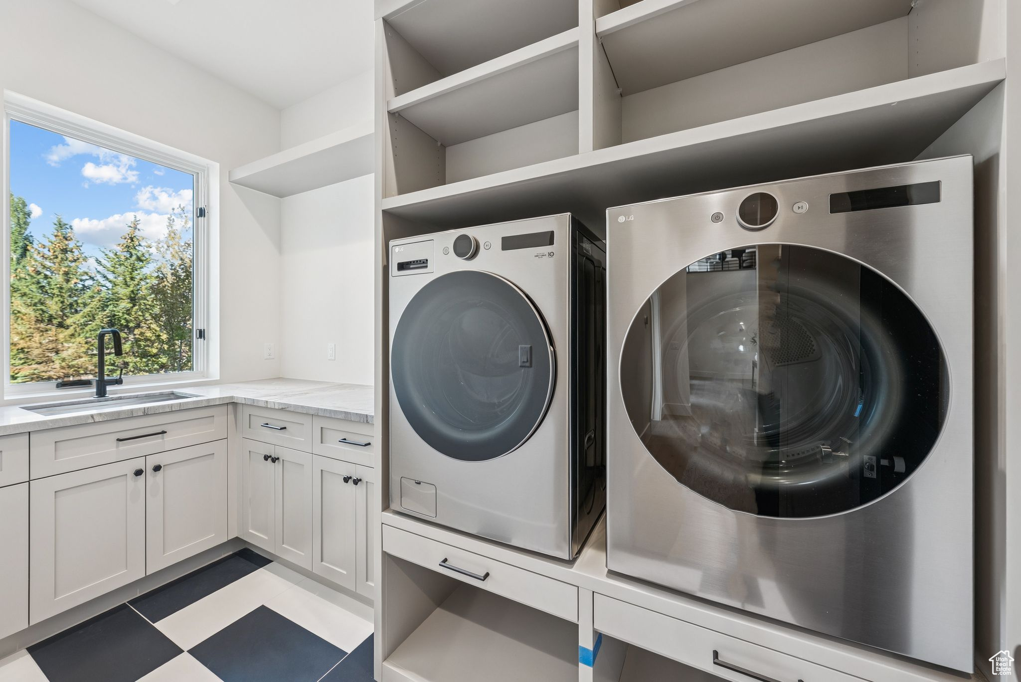 DEER MOUNTAIN - Residential