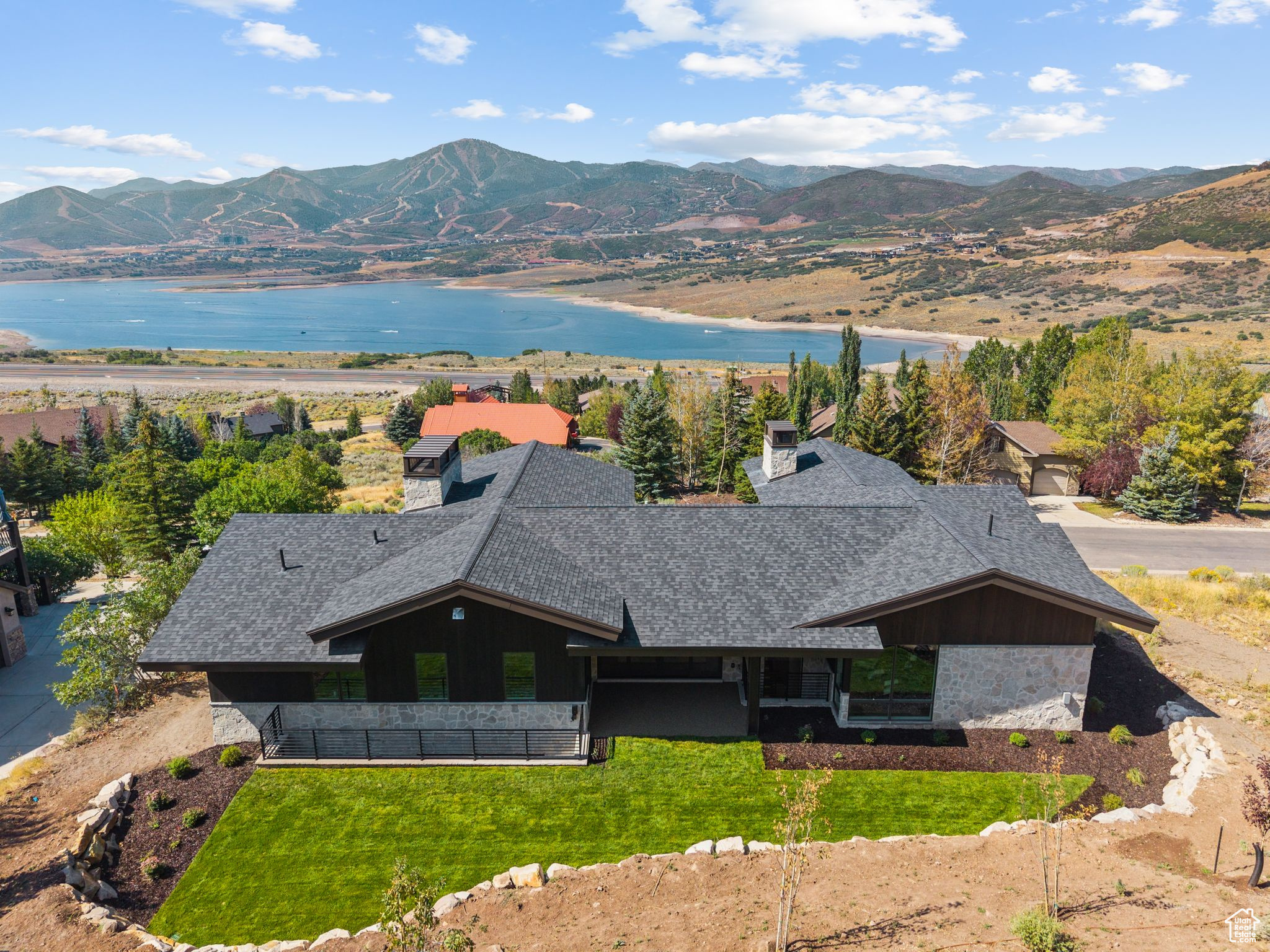 DEER MOUNTAIN - Residential