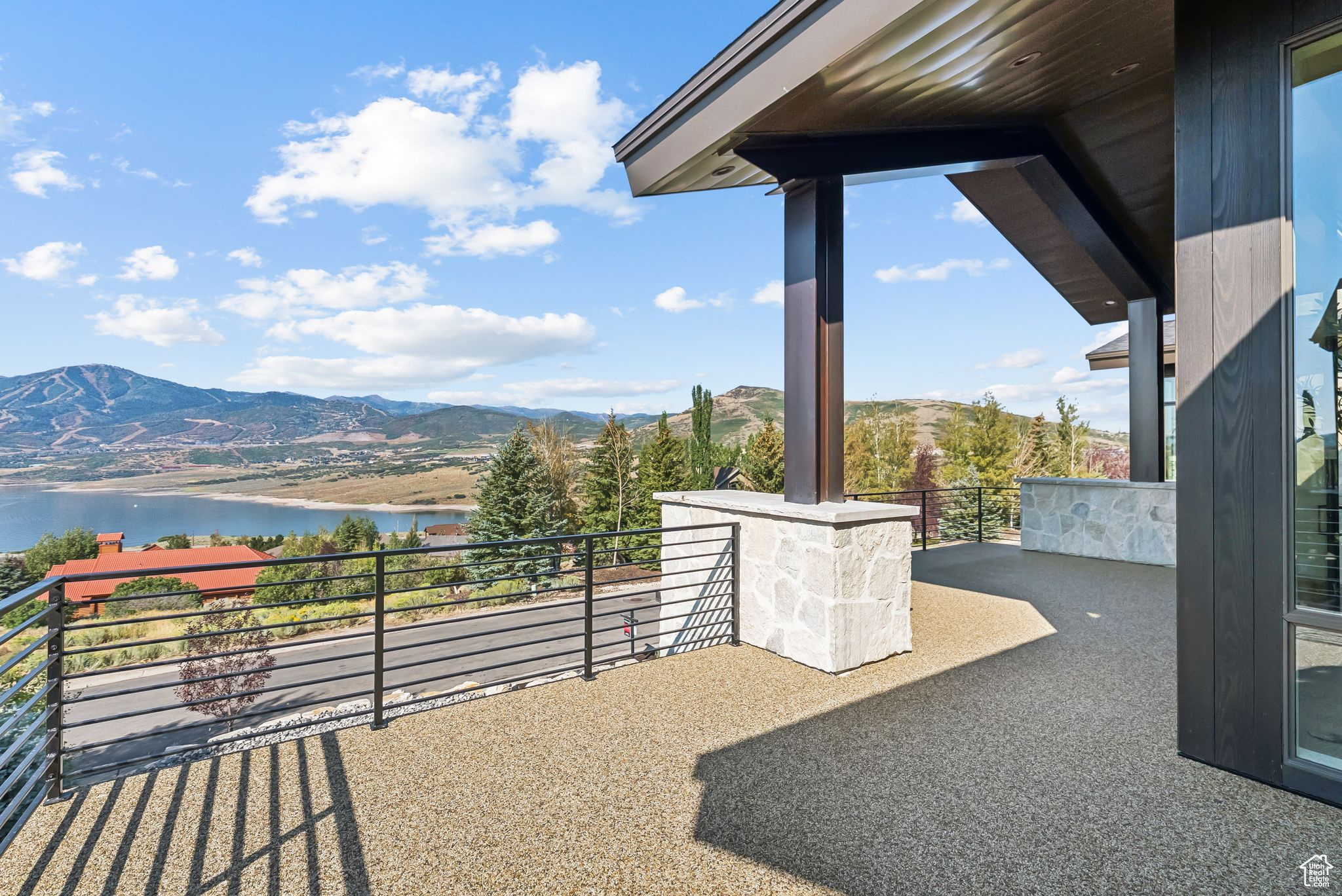 DEER MOUNTAIN - Residential