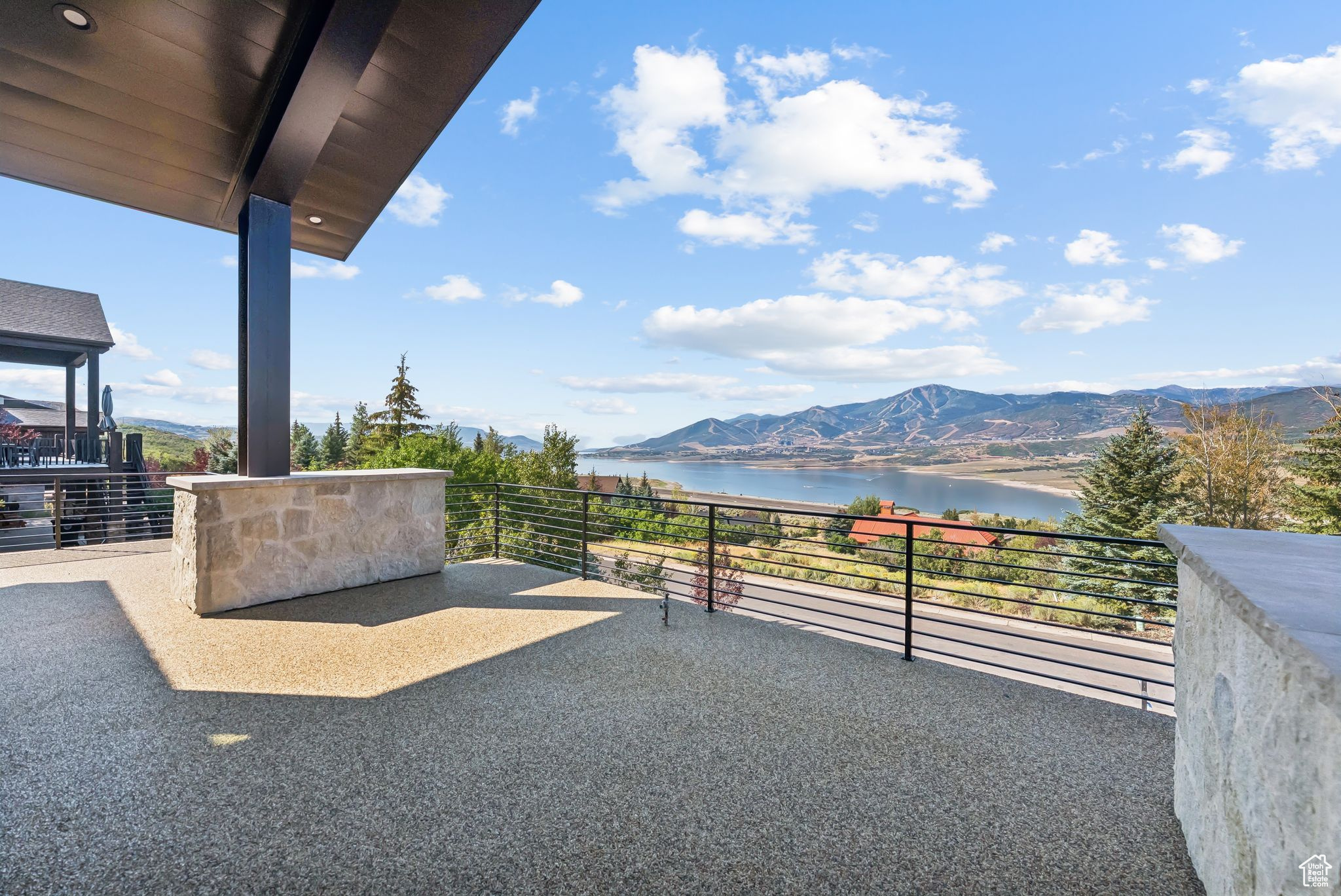 DEER MOUNTAIN - Residential