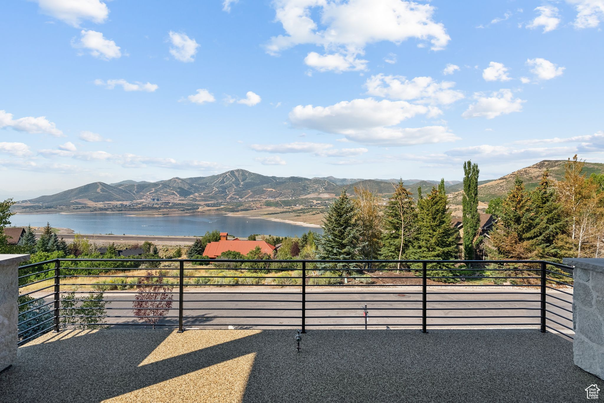 DEER MOUNTAIN - Residential