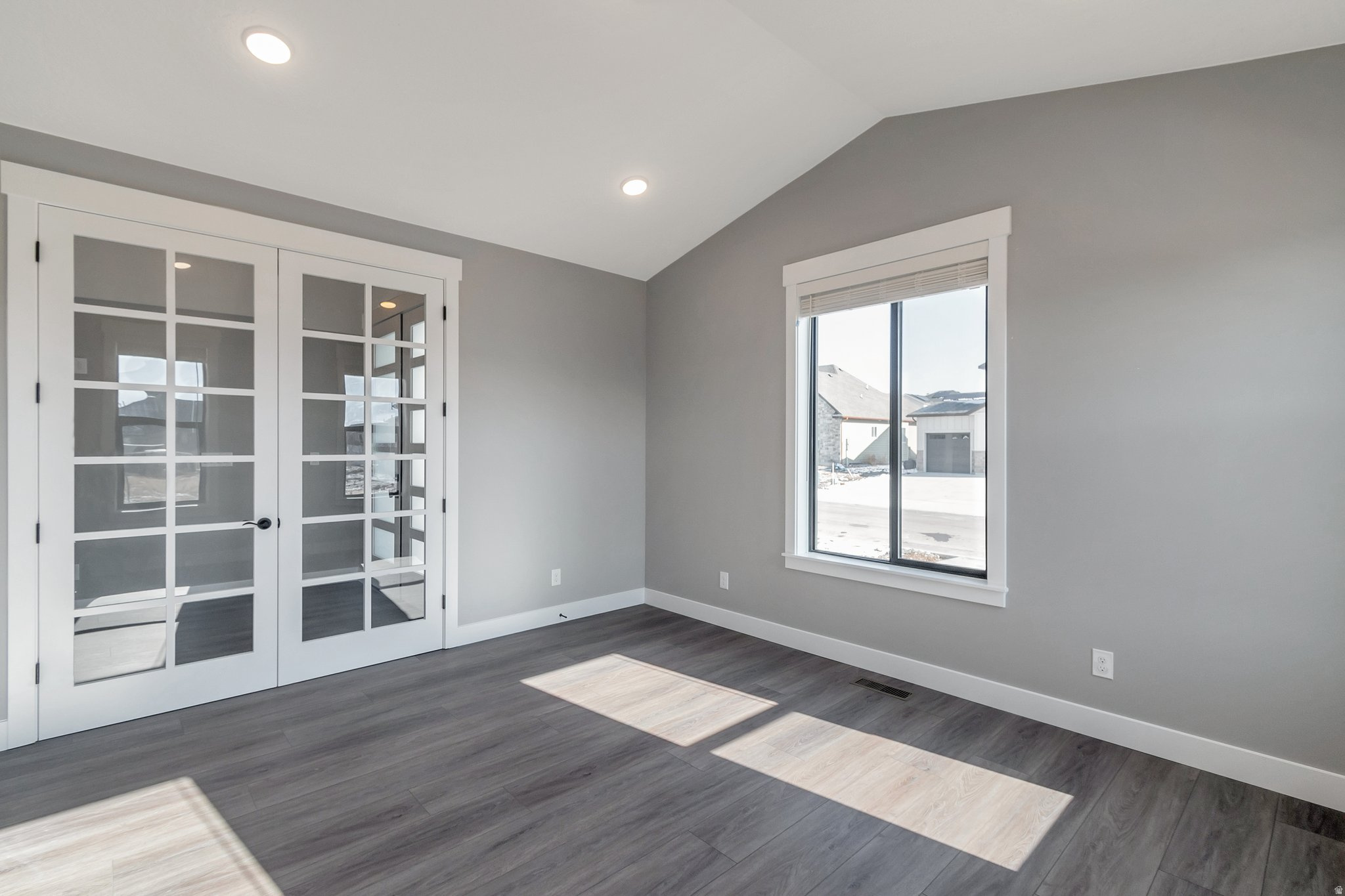 EAGLE HAVEN - Residential