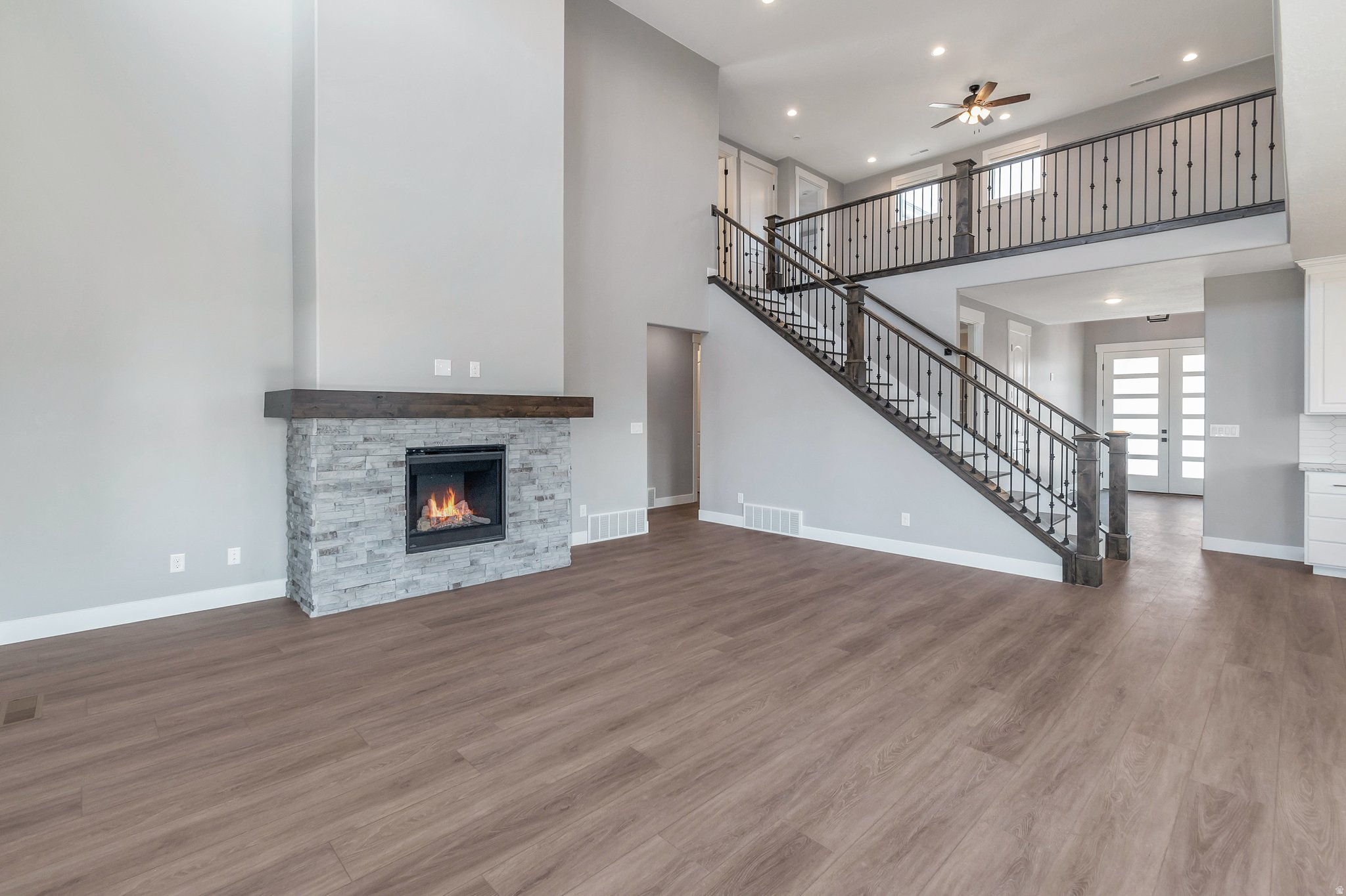 EAGLE HAVEN - Residential