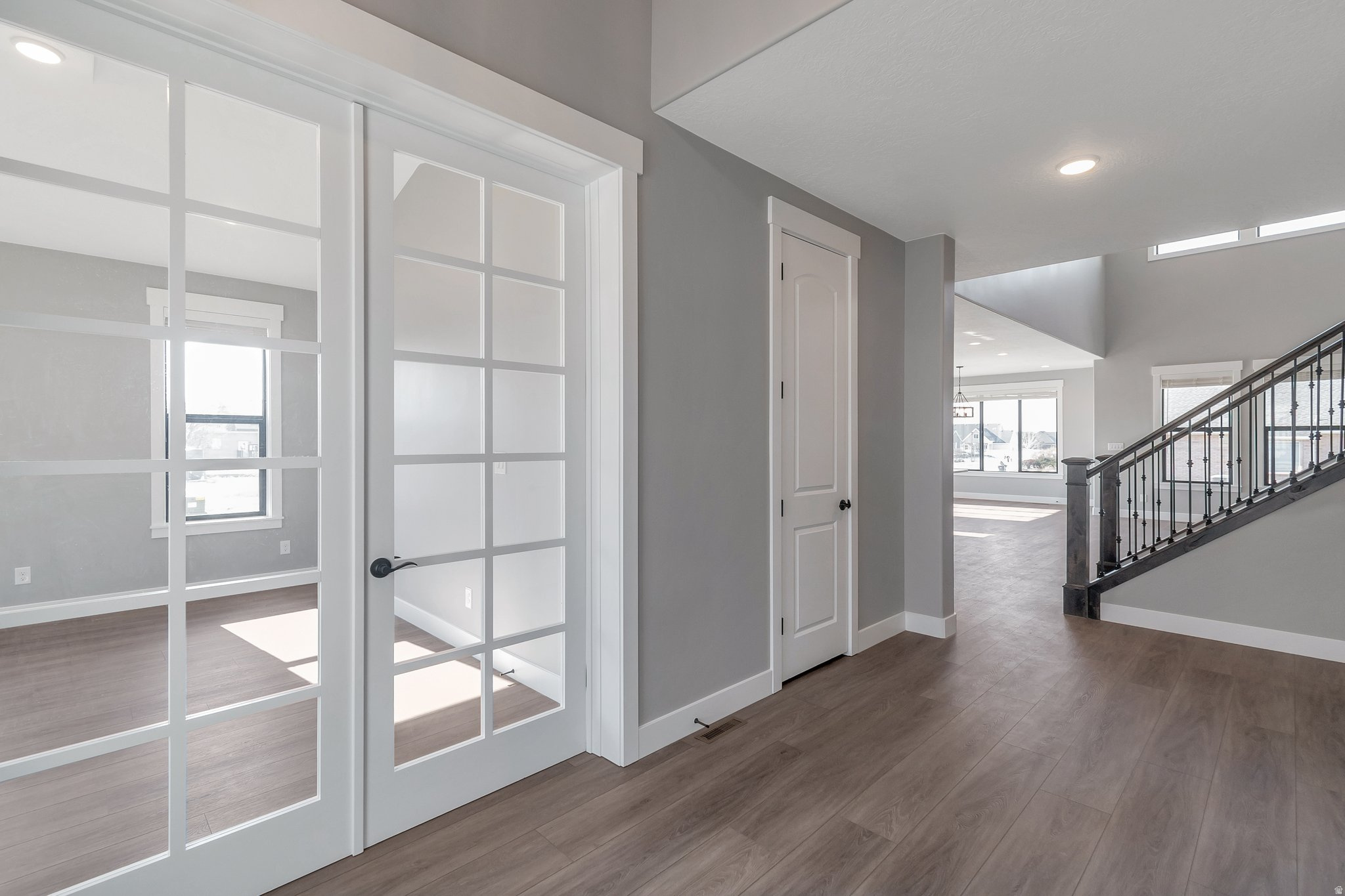 EAGLE HAVEN - Residential