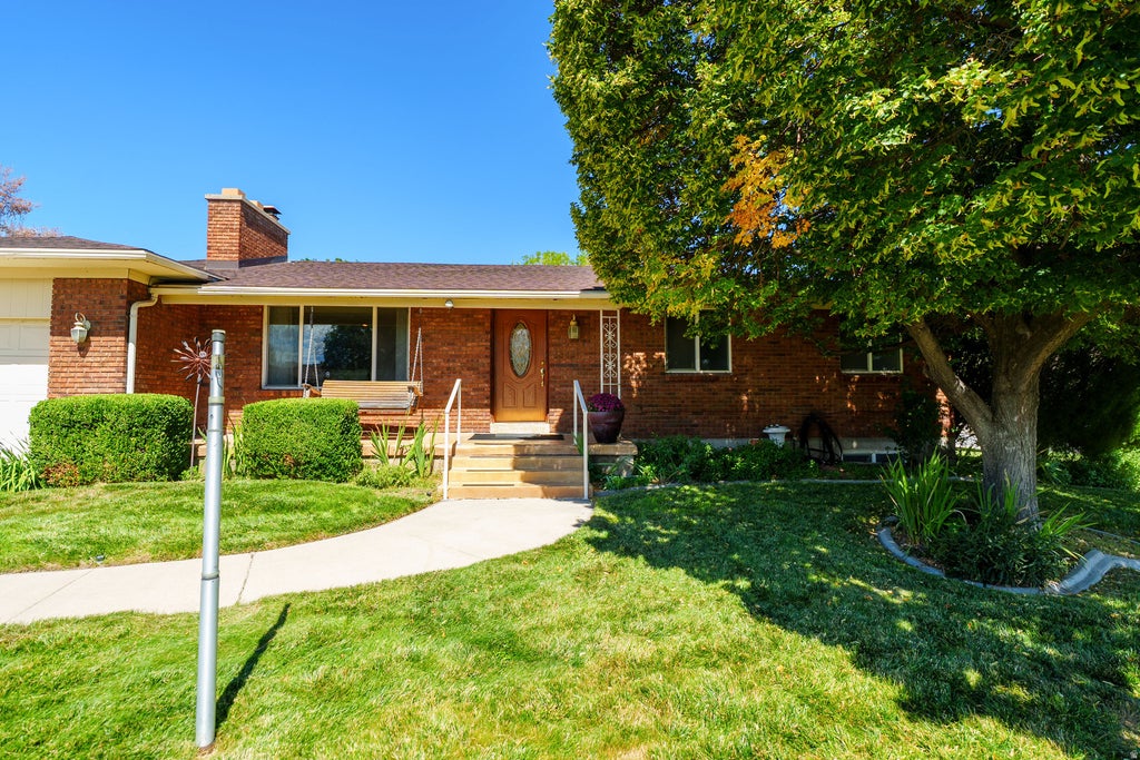 Photo of 1436 W 4020 S, Taylorsville, UT 84123 (MLS # 2184950)