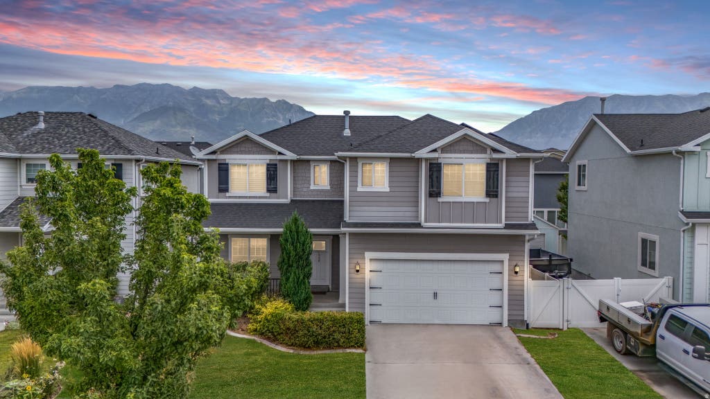 Photo of 42 N RUE BORDA, Vineyard, UT 84059 (MLS # 2172356)