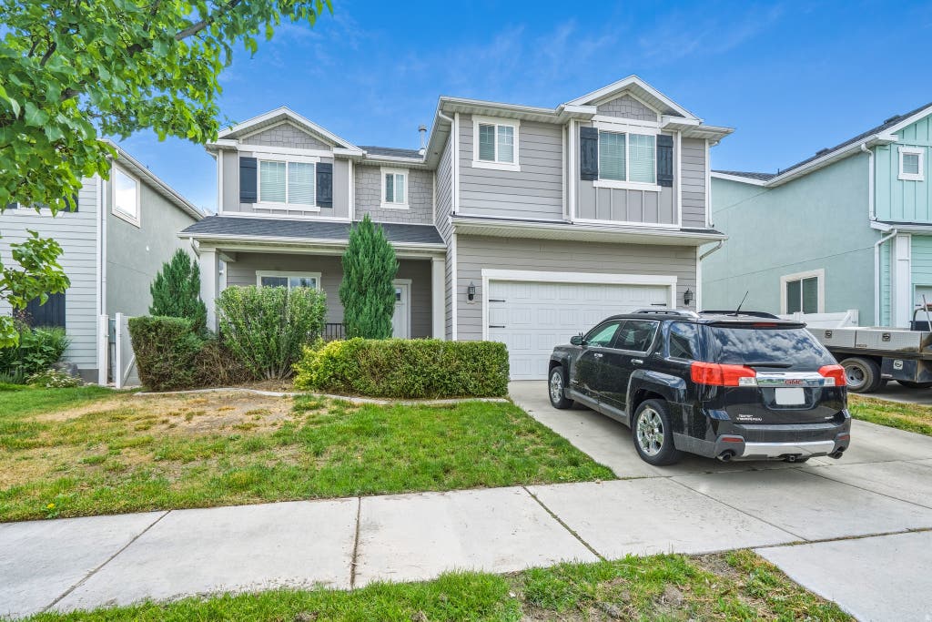 Photo of 42 N RUE BORDA, Vineyard, UT 84059 (MLS # 2172356)