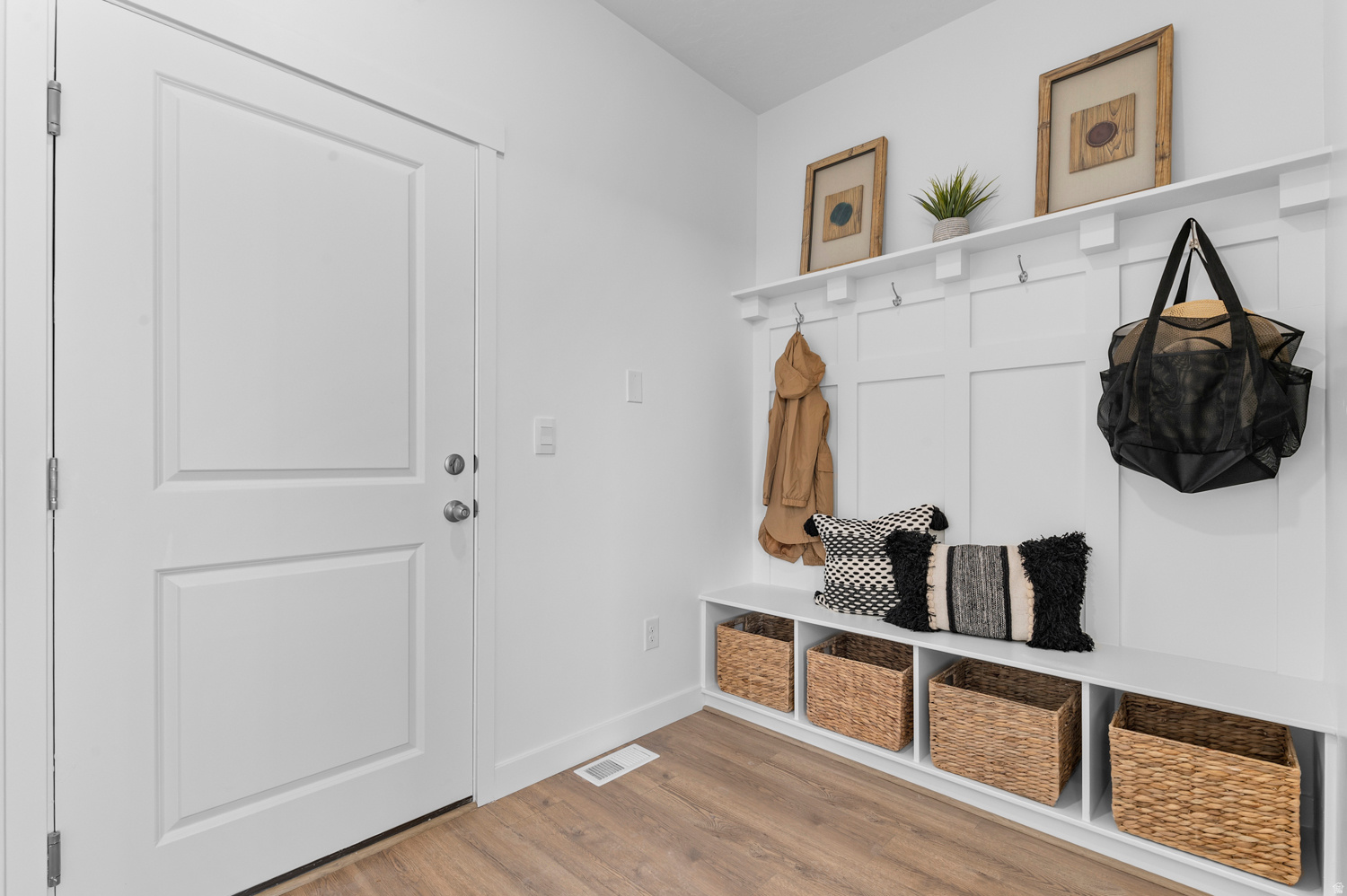 MOUNTAINSIDE ESTATES - Residential