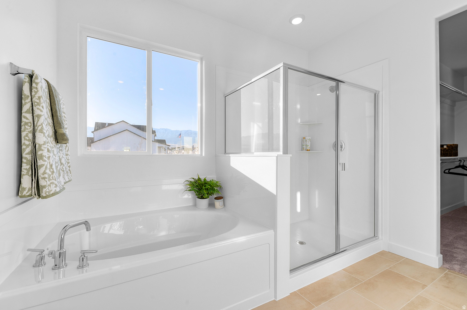 MOUNTAINSIDE ESTATES - Residential