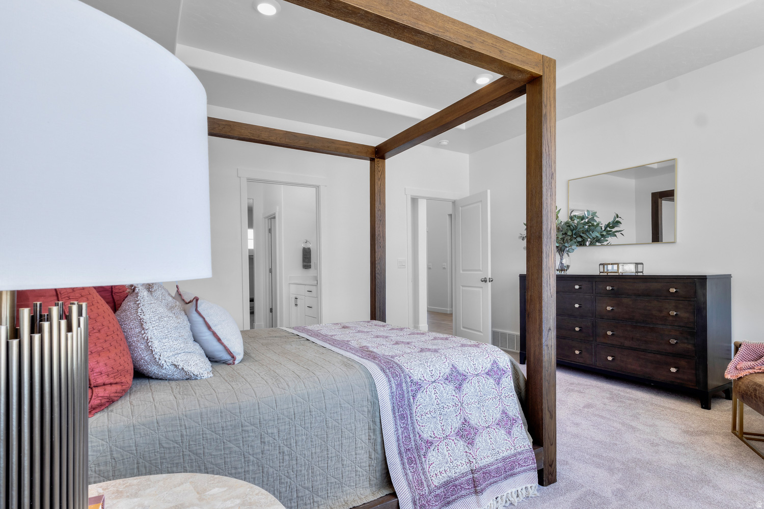 MOUNTAINSIDE ESTATES - Residential