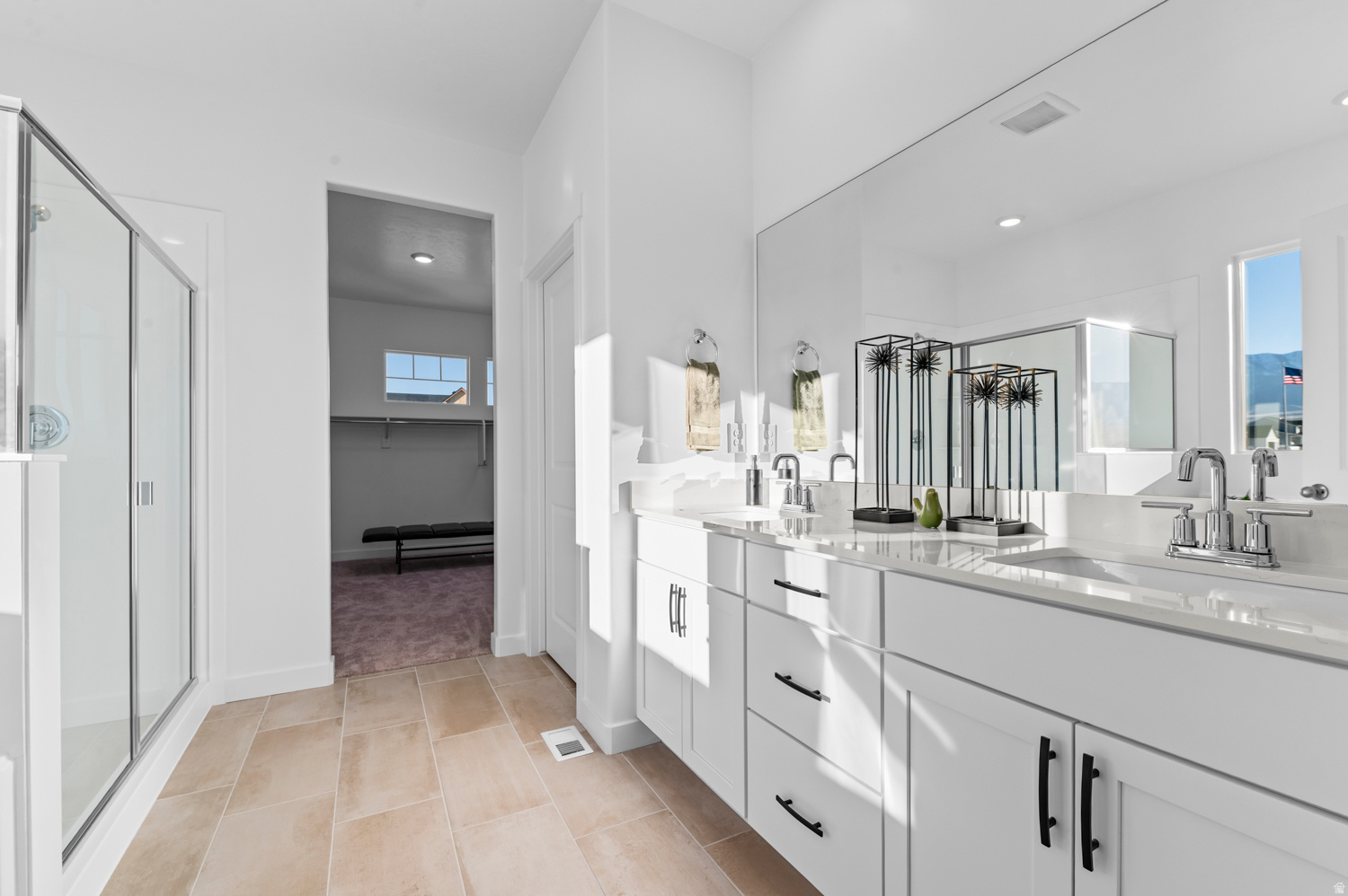 MOUNTAINSIDE ESTATES - Residential