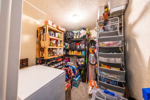 Tiny photo for 1523 N SHERMA AVE W, Layton, UT 84041 (MLS # 2120623)