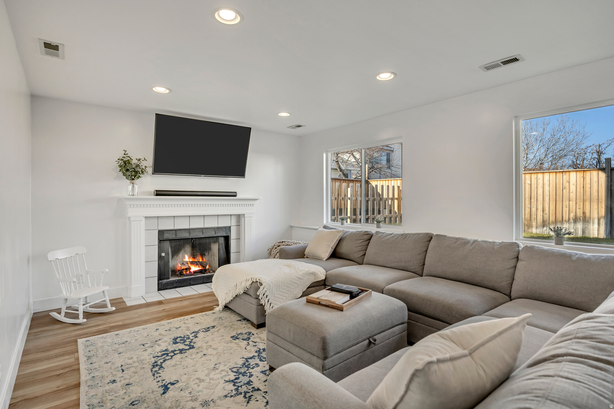 HOMES AT CROSSPOINTE - Residential