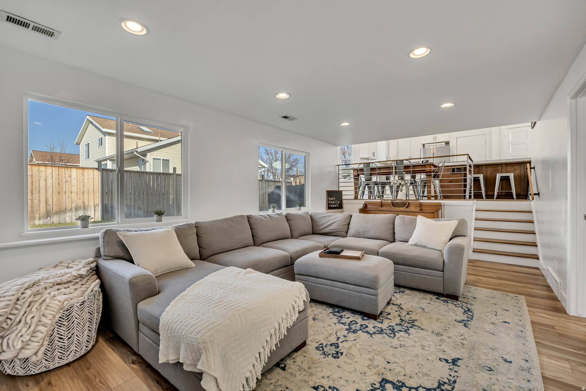 HOMES AT CROSSPOINTE - Residential