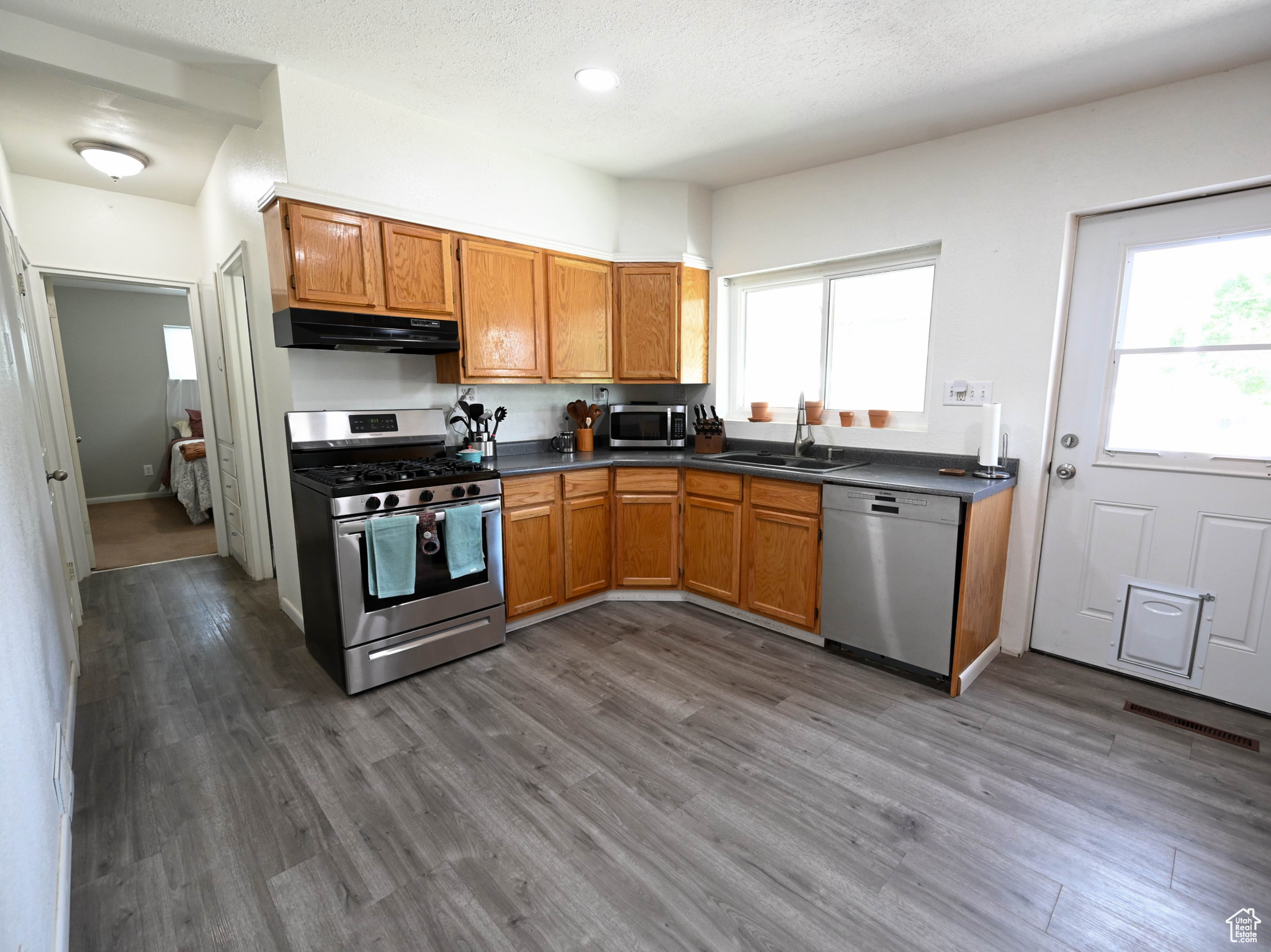 SHIMMIN SUB - Residential
