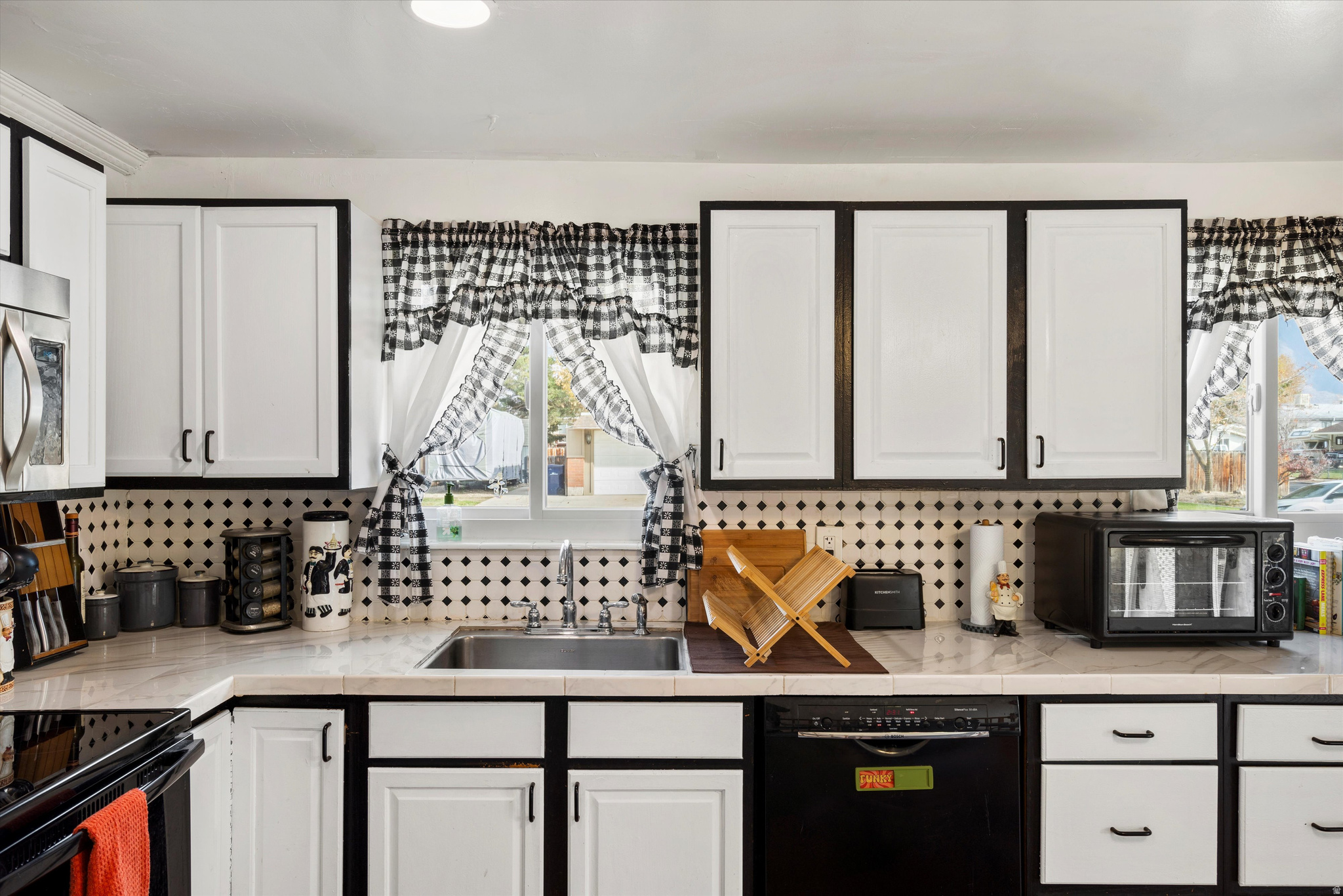 TORRY PINES - Residential