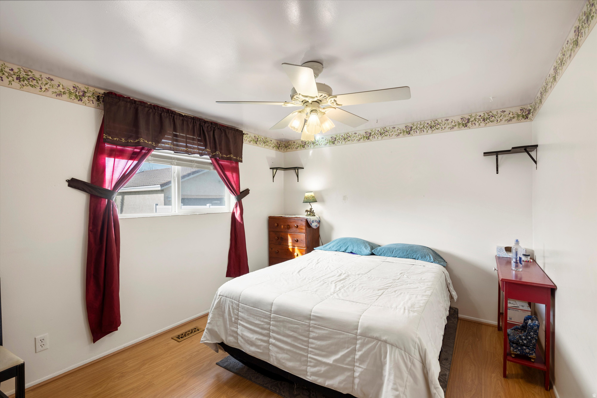 TORRY PINES - Residential