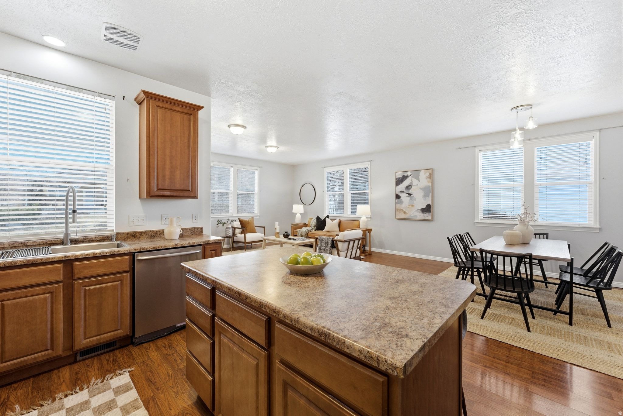 DAYBREAK - Residential