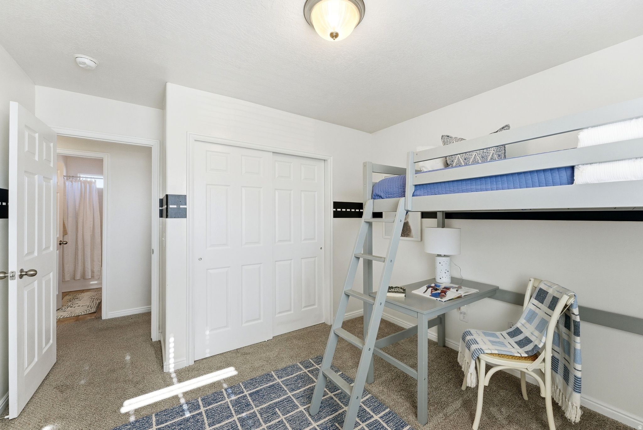 DAYBREAK - Residential