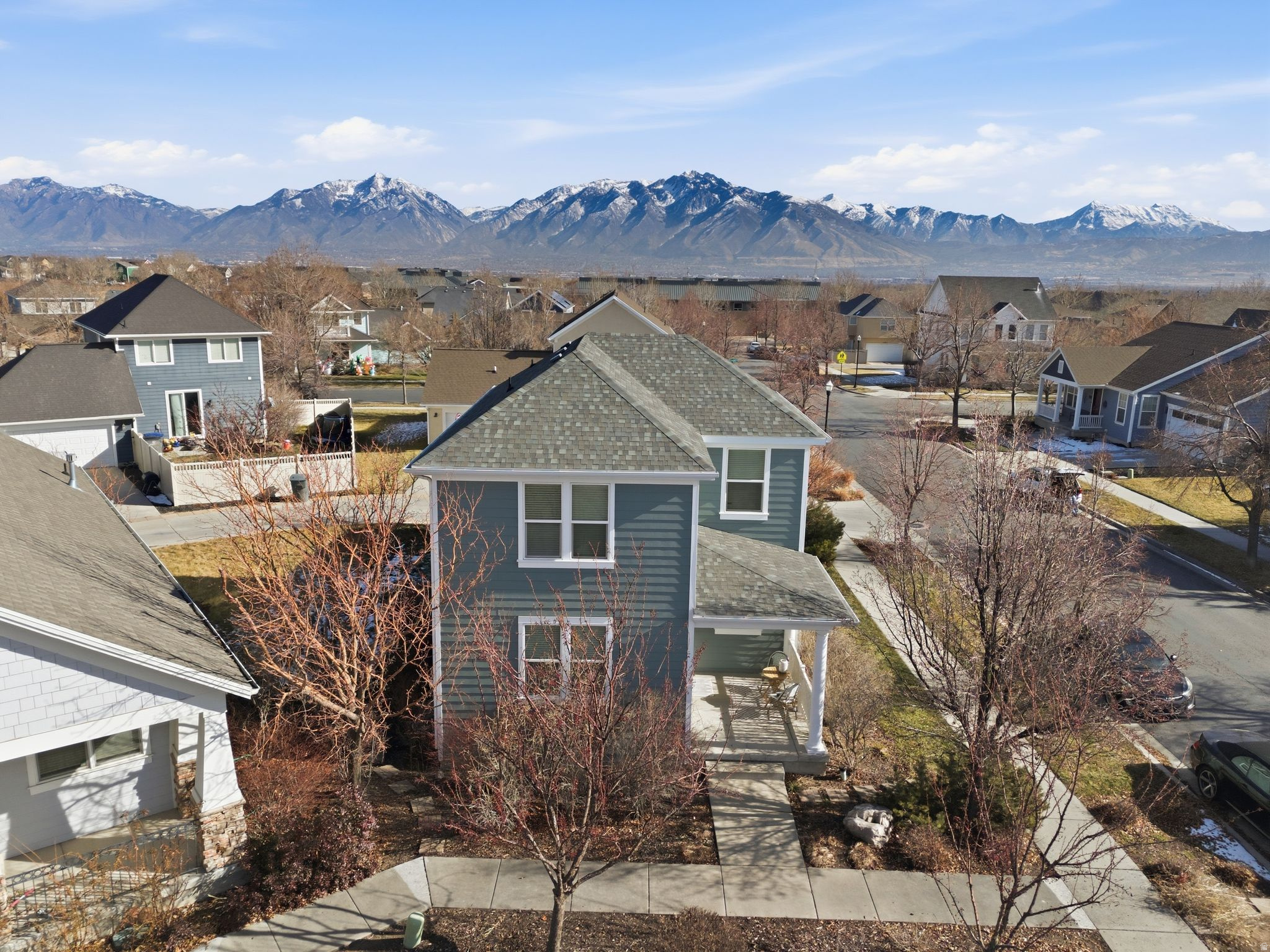 DAYBREAK - Residential