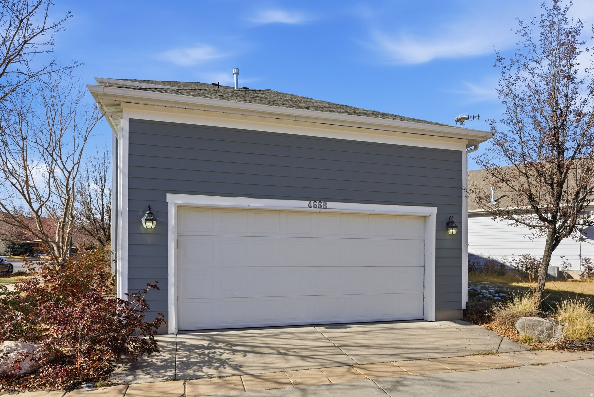 DAYBREAK - Residential