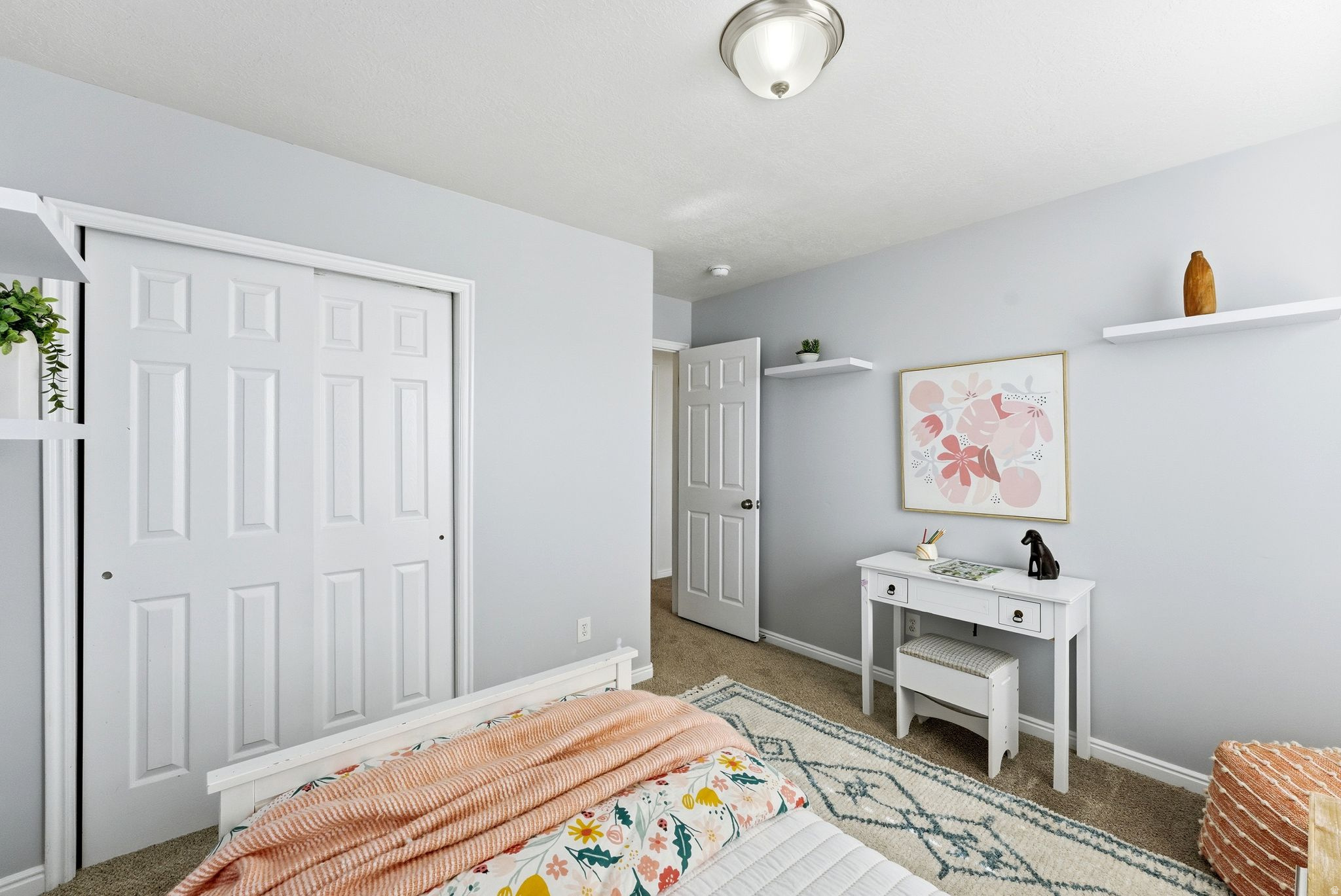 DAYBREAK - Residential