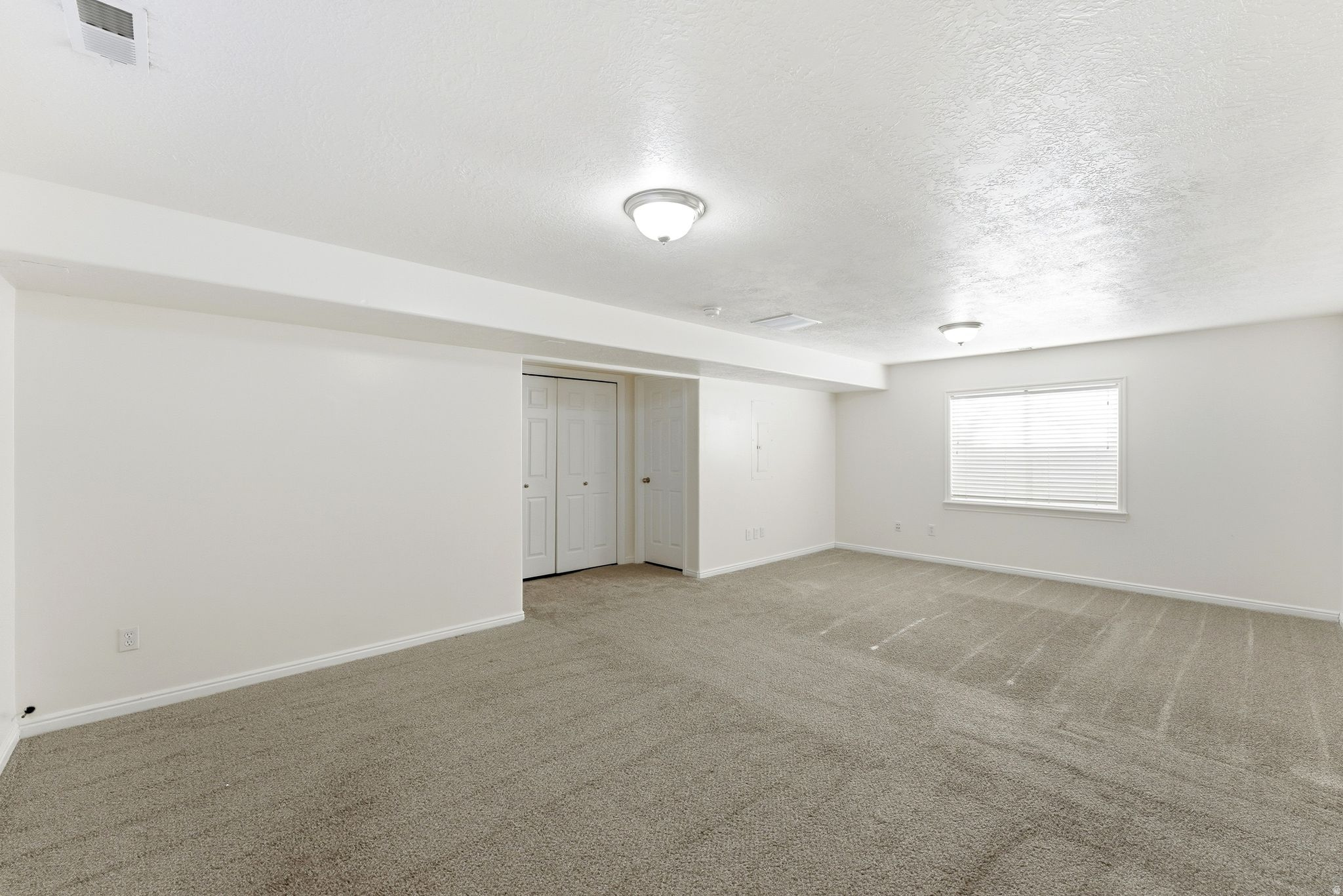 DAYBREAK - Residential