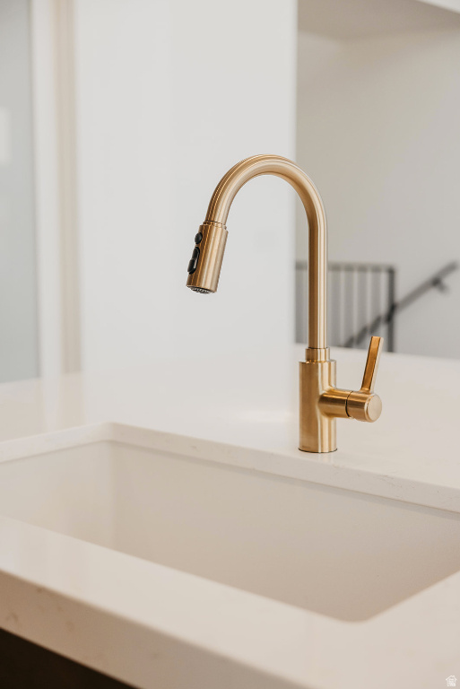 CANYON POINT - Residential