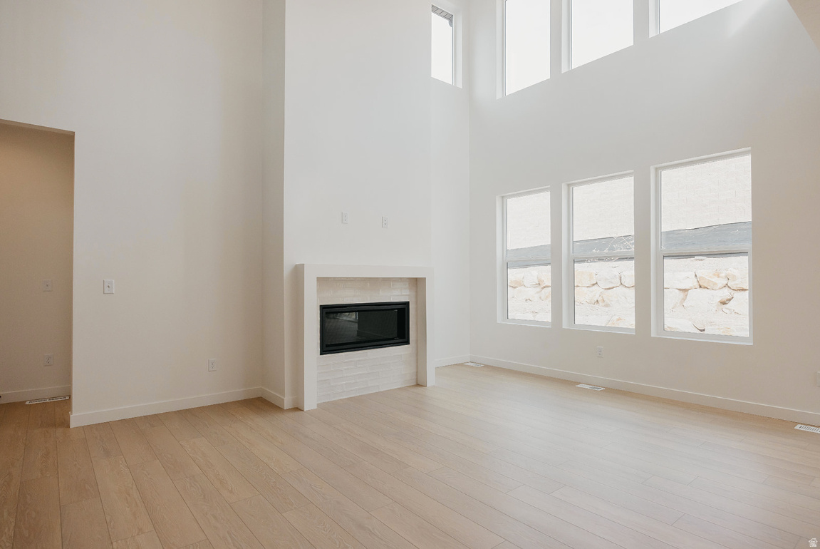 CANYON POINT - Residential