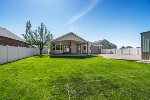Tiny photo for 7830 S CEDAR LOOP DR E, South Weber, UT 84405 (MLS # 2164883)