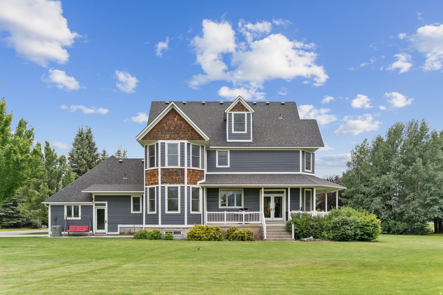 CHARLESTON - Residential