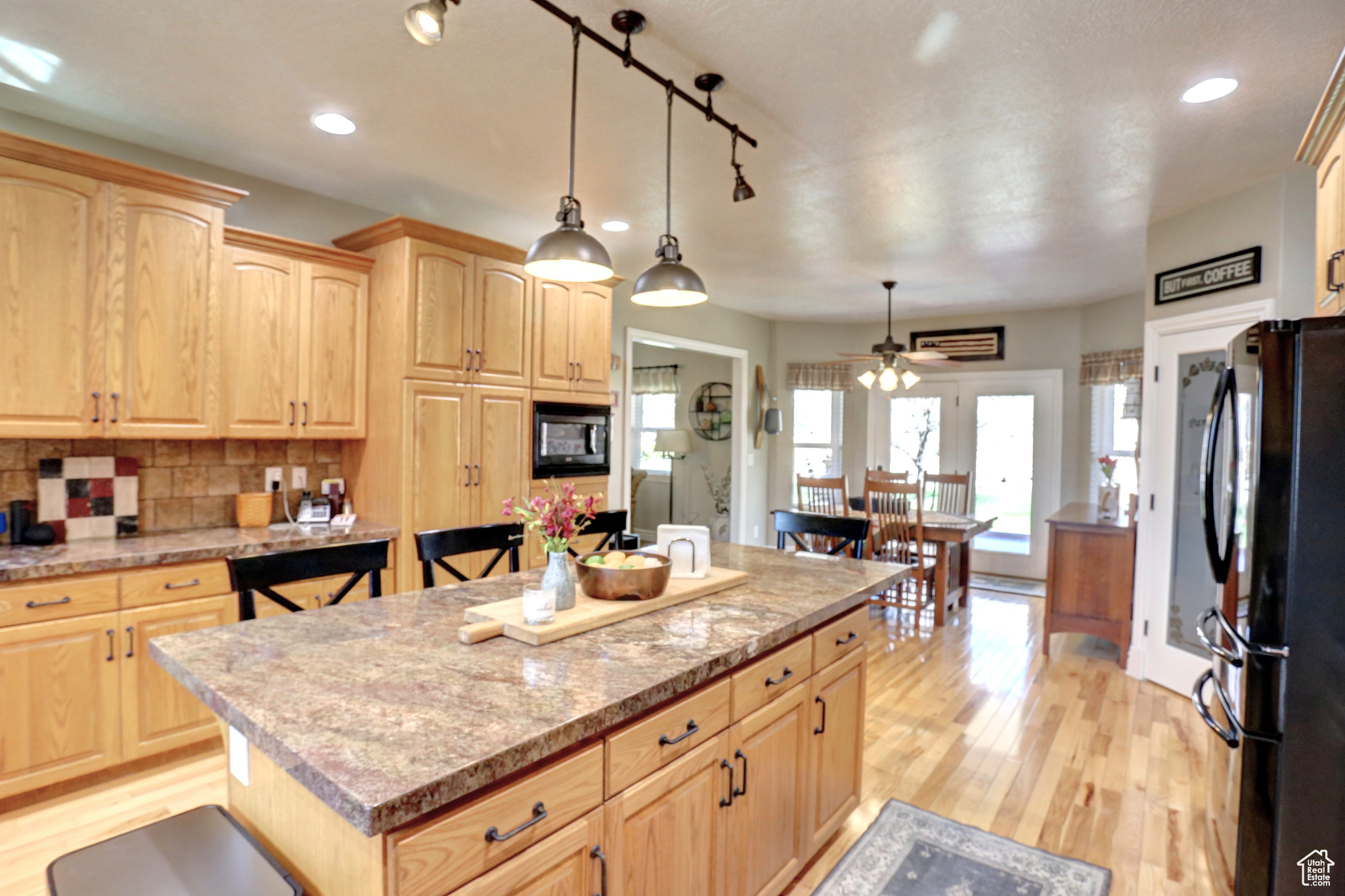 588 N 1200, Mapleton, Utah image 27
