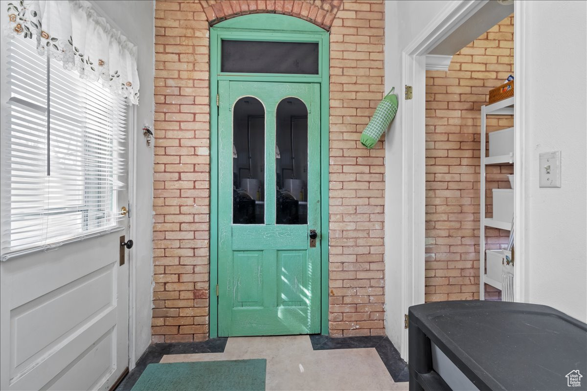 YOUNG PROPERTY - Residential