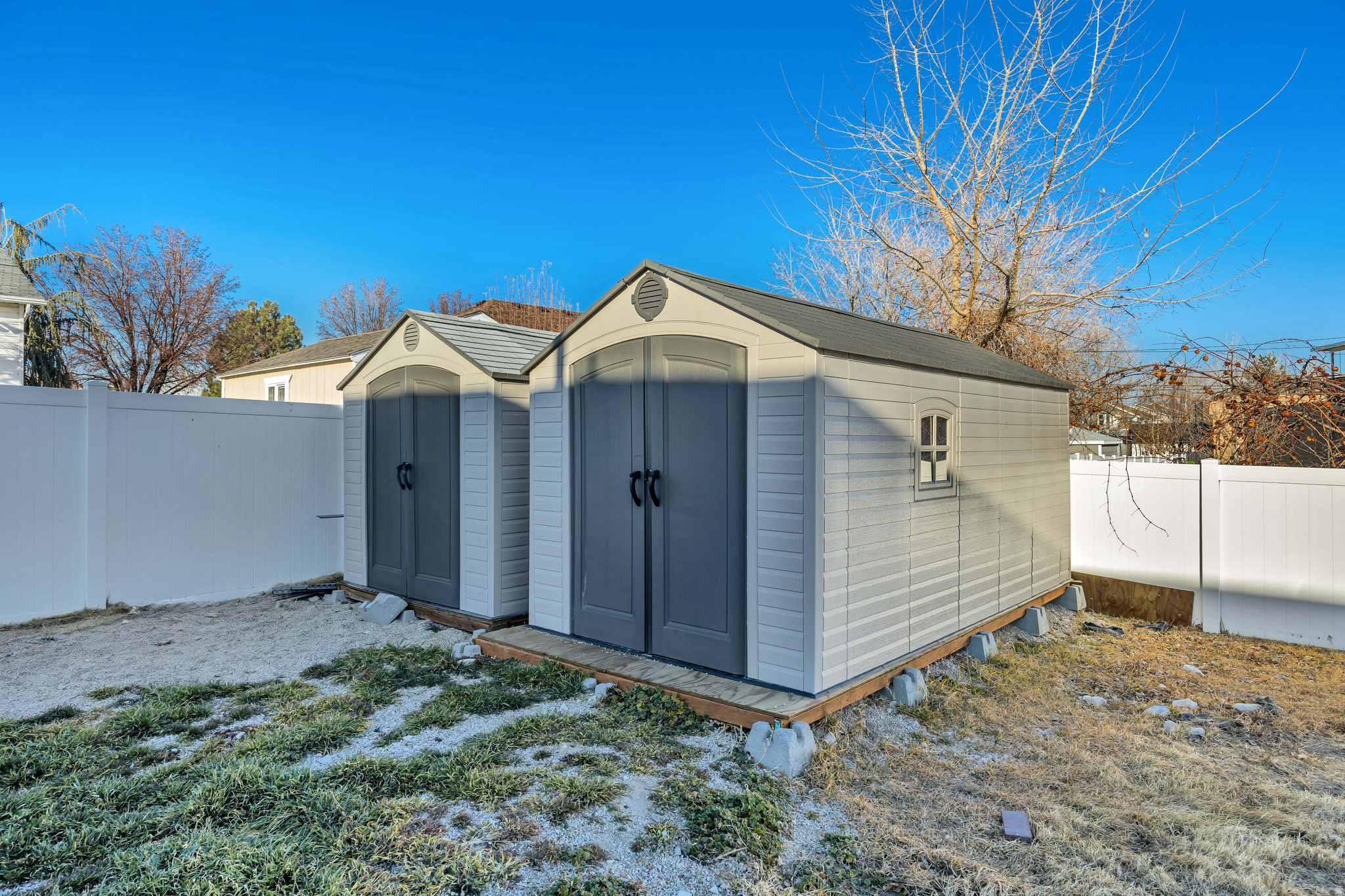 WOOD CREEK # 5 - Residential