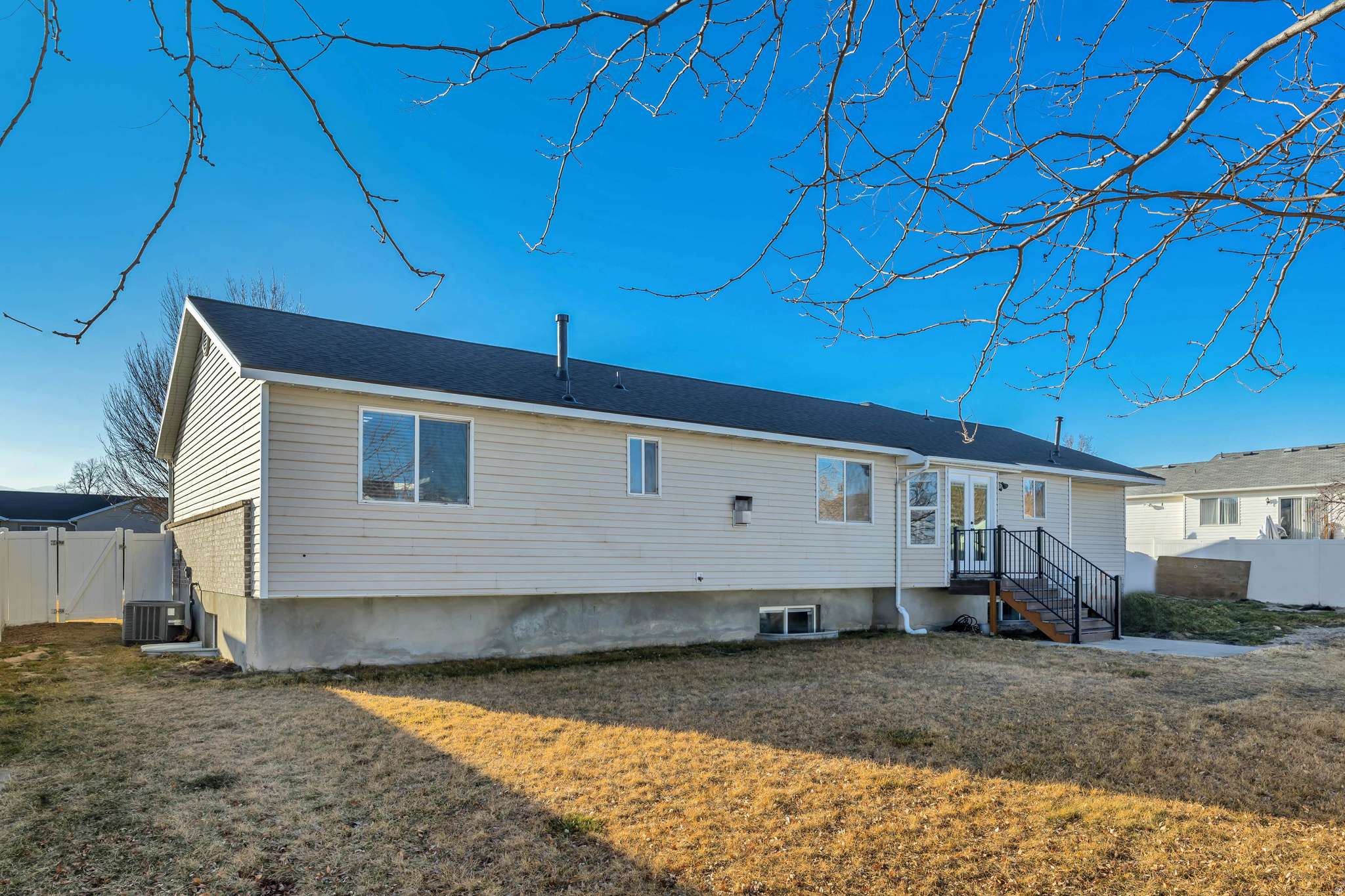 WOOD CREEK # 5 - Residential