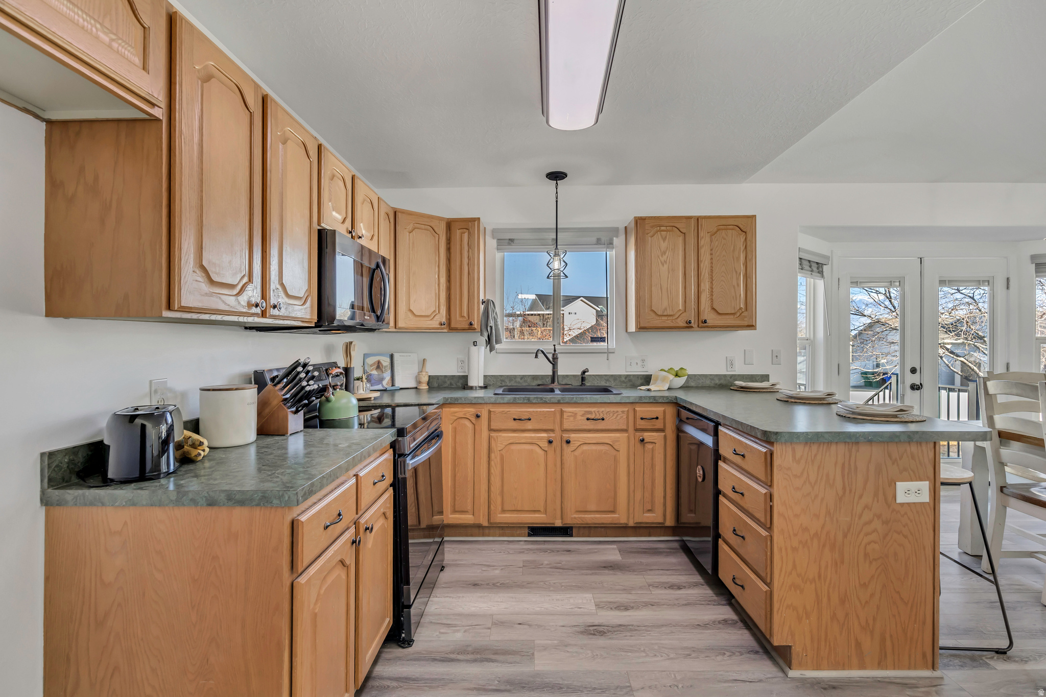 WOOD CREEK # 5 - Residential