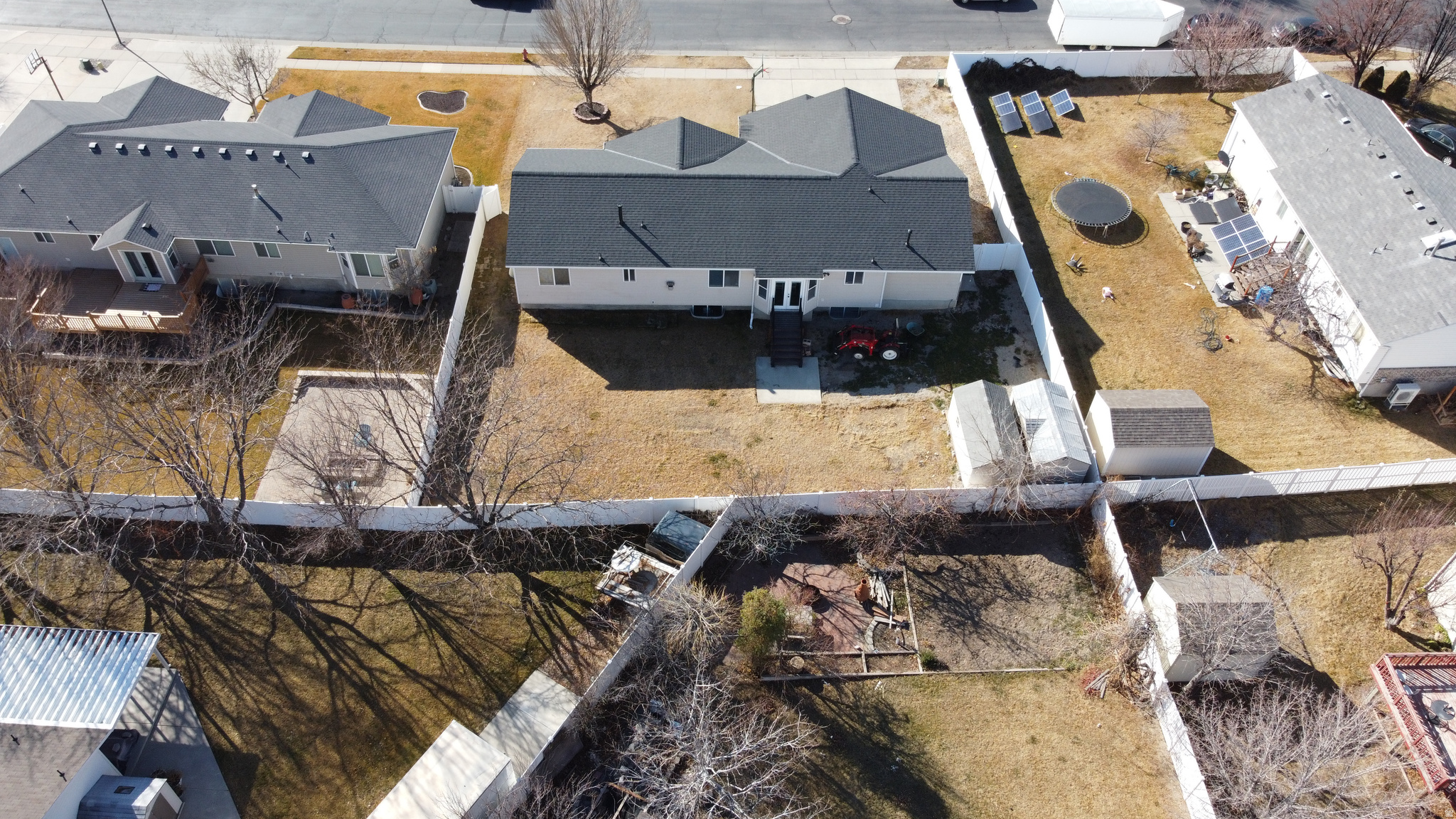 WOOD CREEK # 5 - Residential