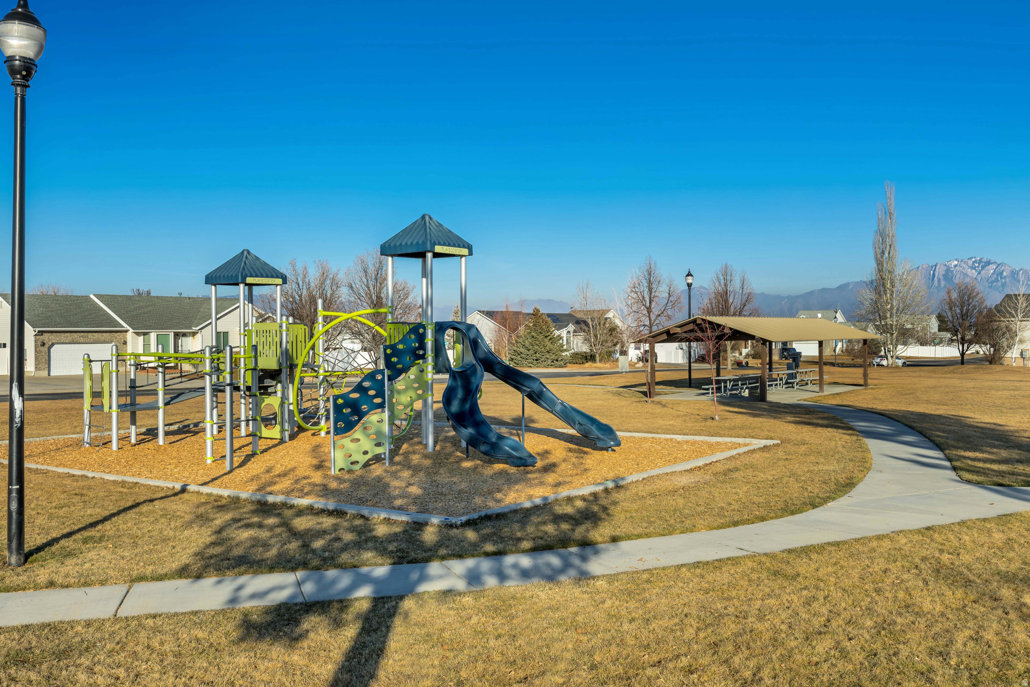 WOOD CREEK # 5 - Residential