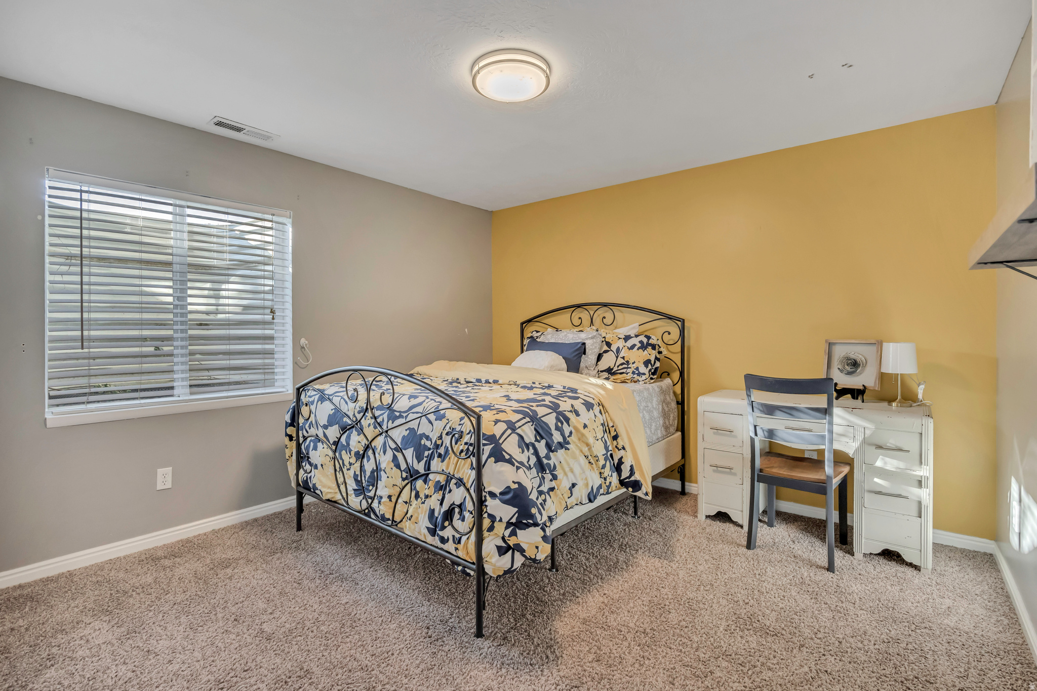 WOOD CREEK # 5 - Residential