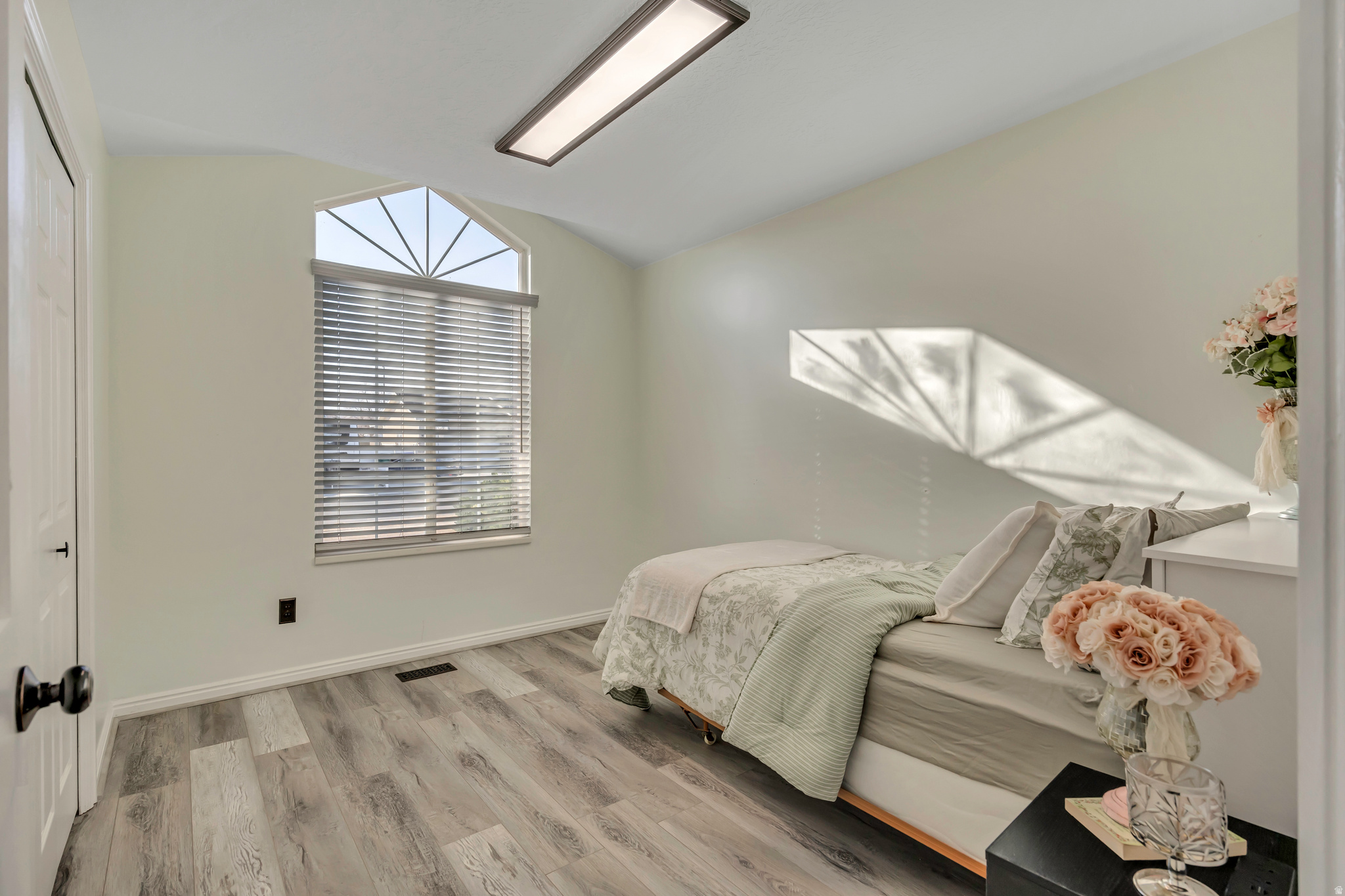 WOOD CREEK # 5 - Residential