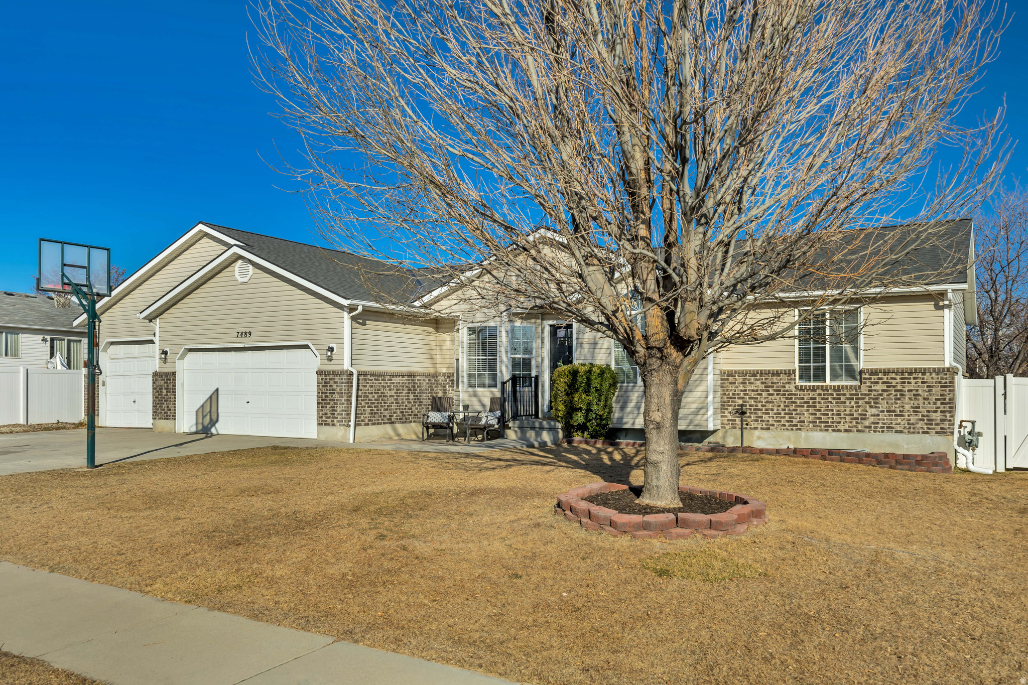 WOOD CREEK # 5 - Residential