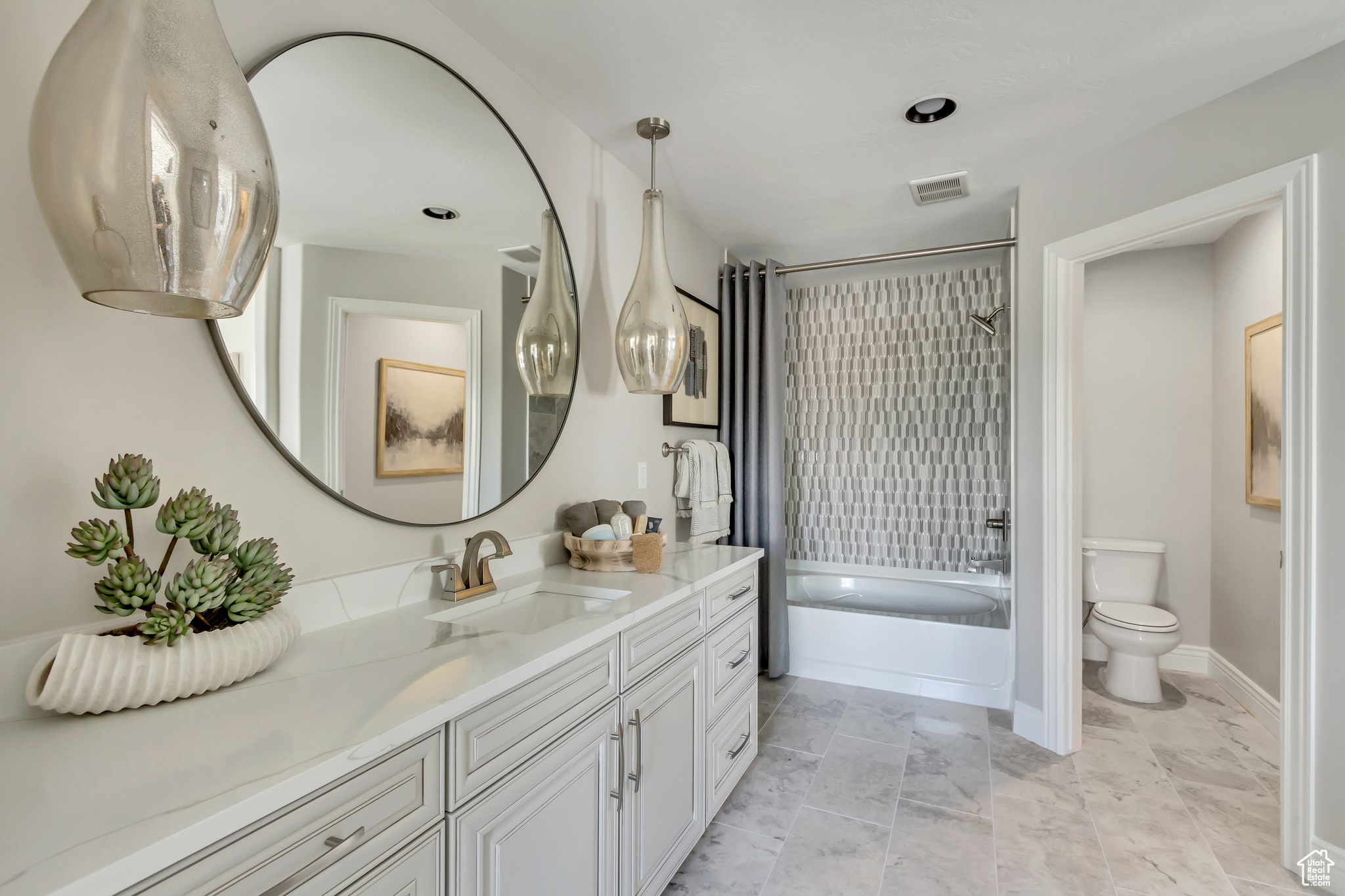 HARMONY PLACE - Residential