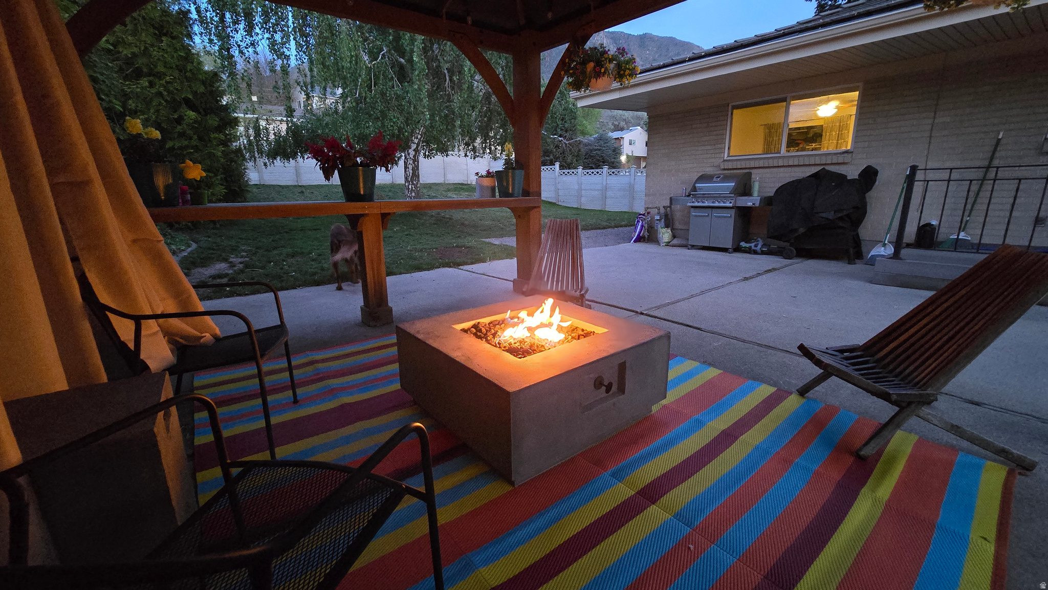 HOLLADAY HILLS - Residential