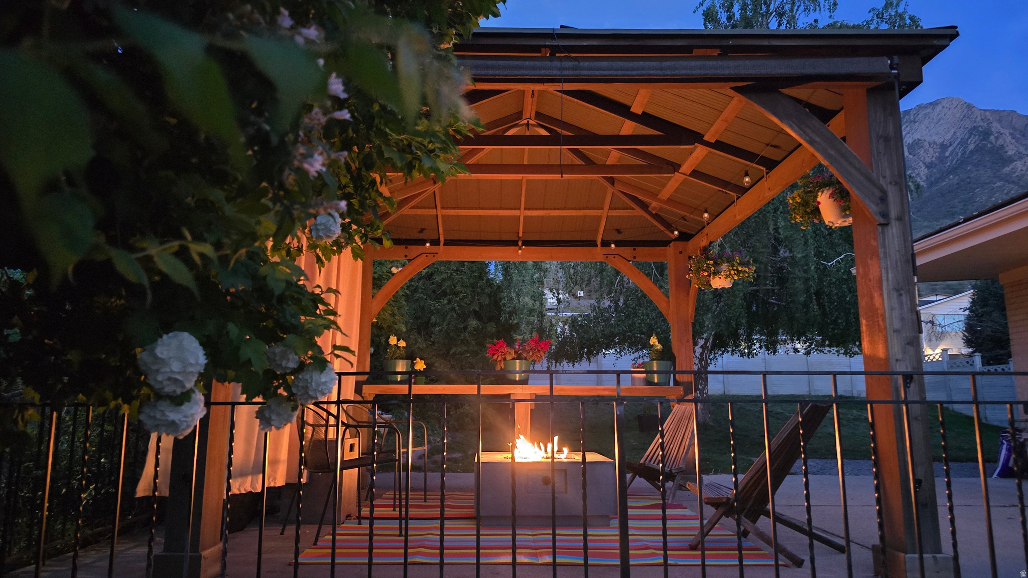 HOLLADAY HILLS - Residential