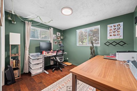Tiny photo for 3065 E 4550 S, Holladay, UT 84117 (MLS # 2152796)
