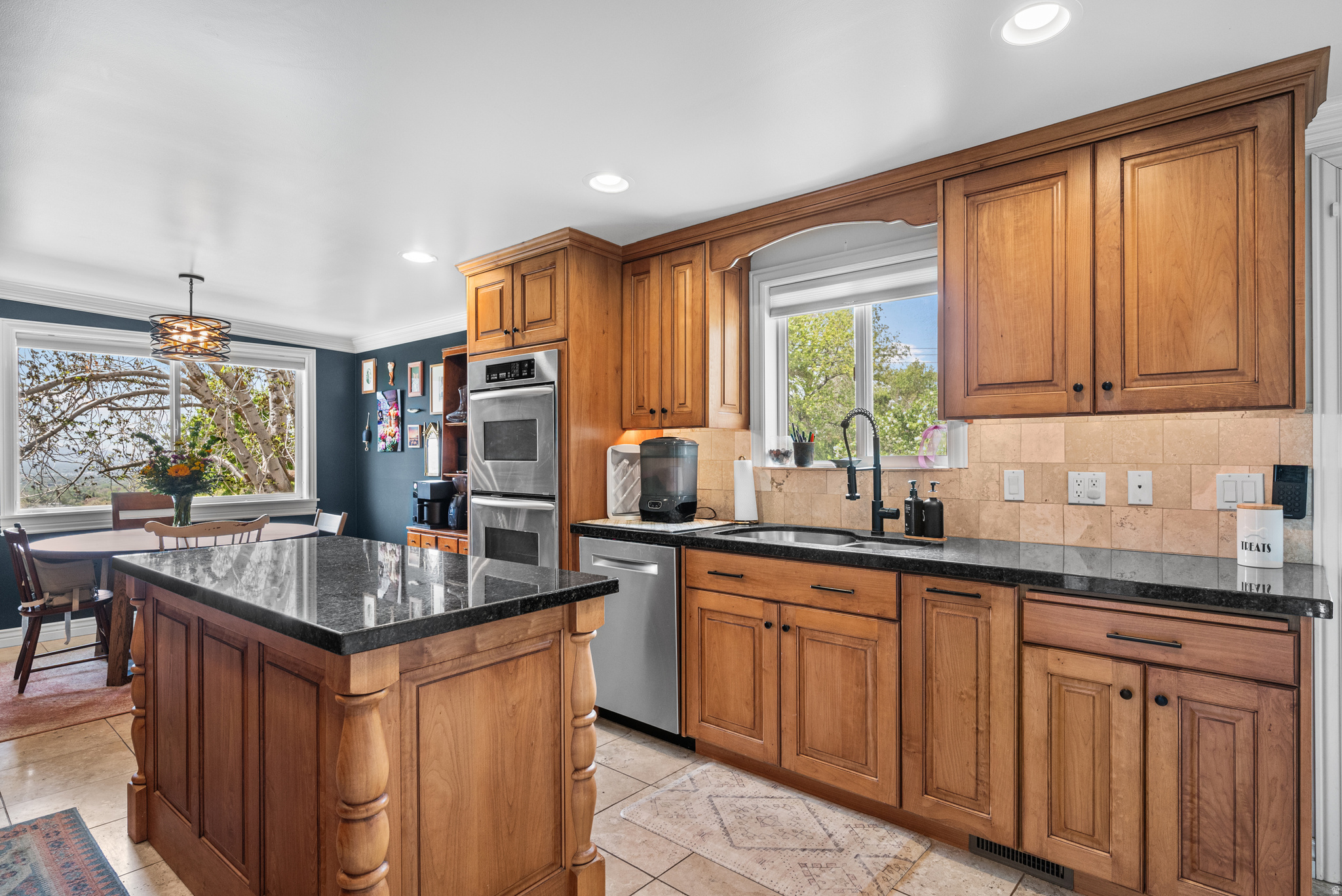 HOLLADAY HILLS - Residential