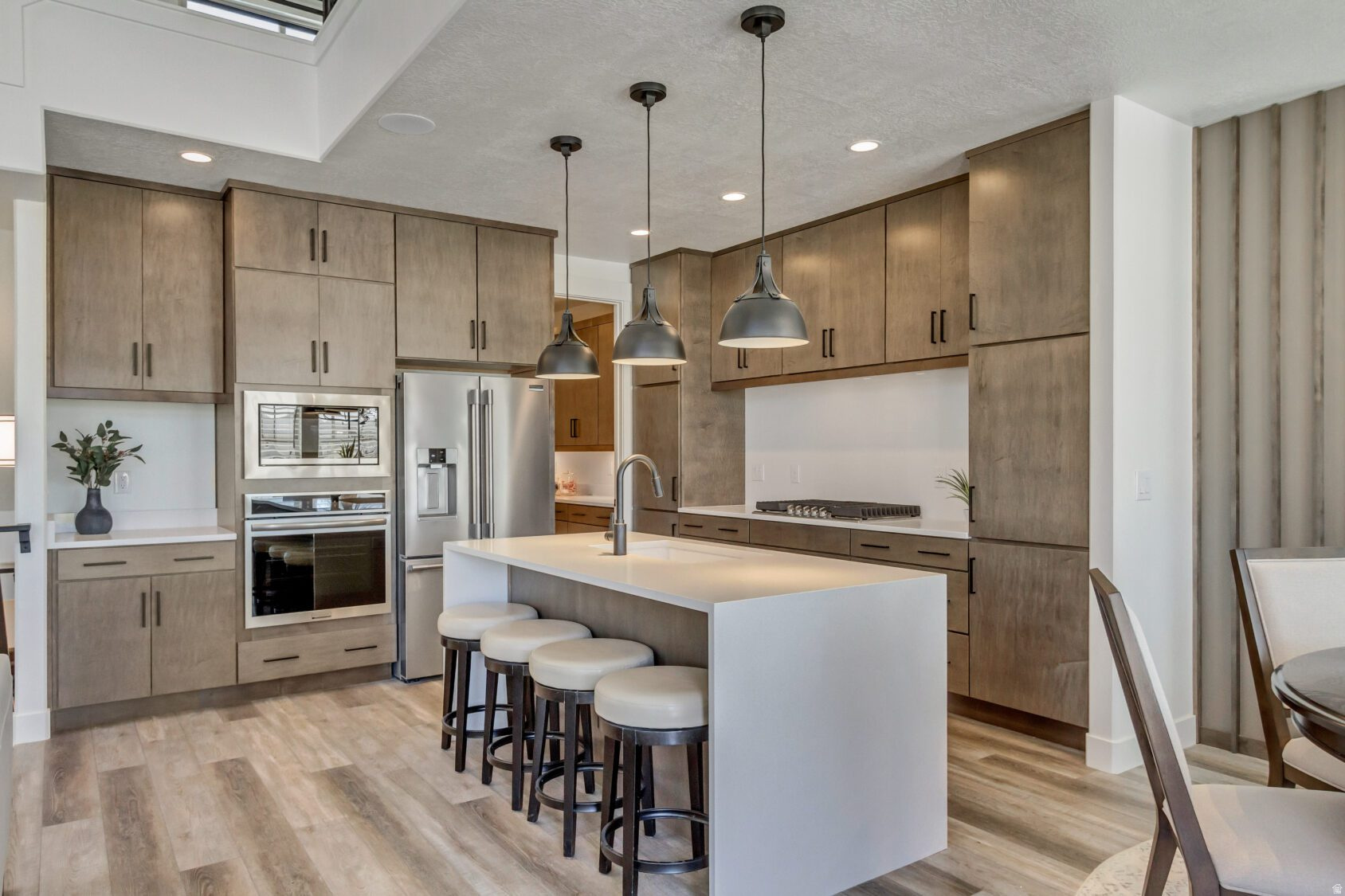 DAYBREAK - Residential Income