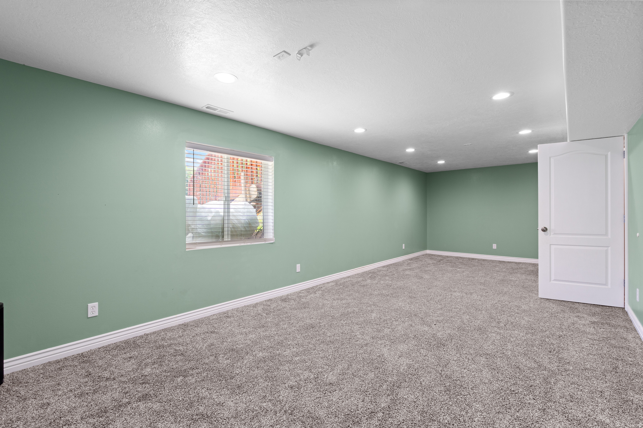 THE MAPLES AT BROOKS - Residential