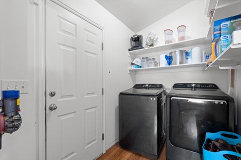 Tiny photo for 1579 S 910 W, Payson, UT 84651 (MLS # 2126301)